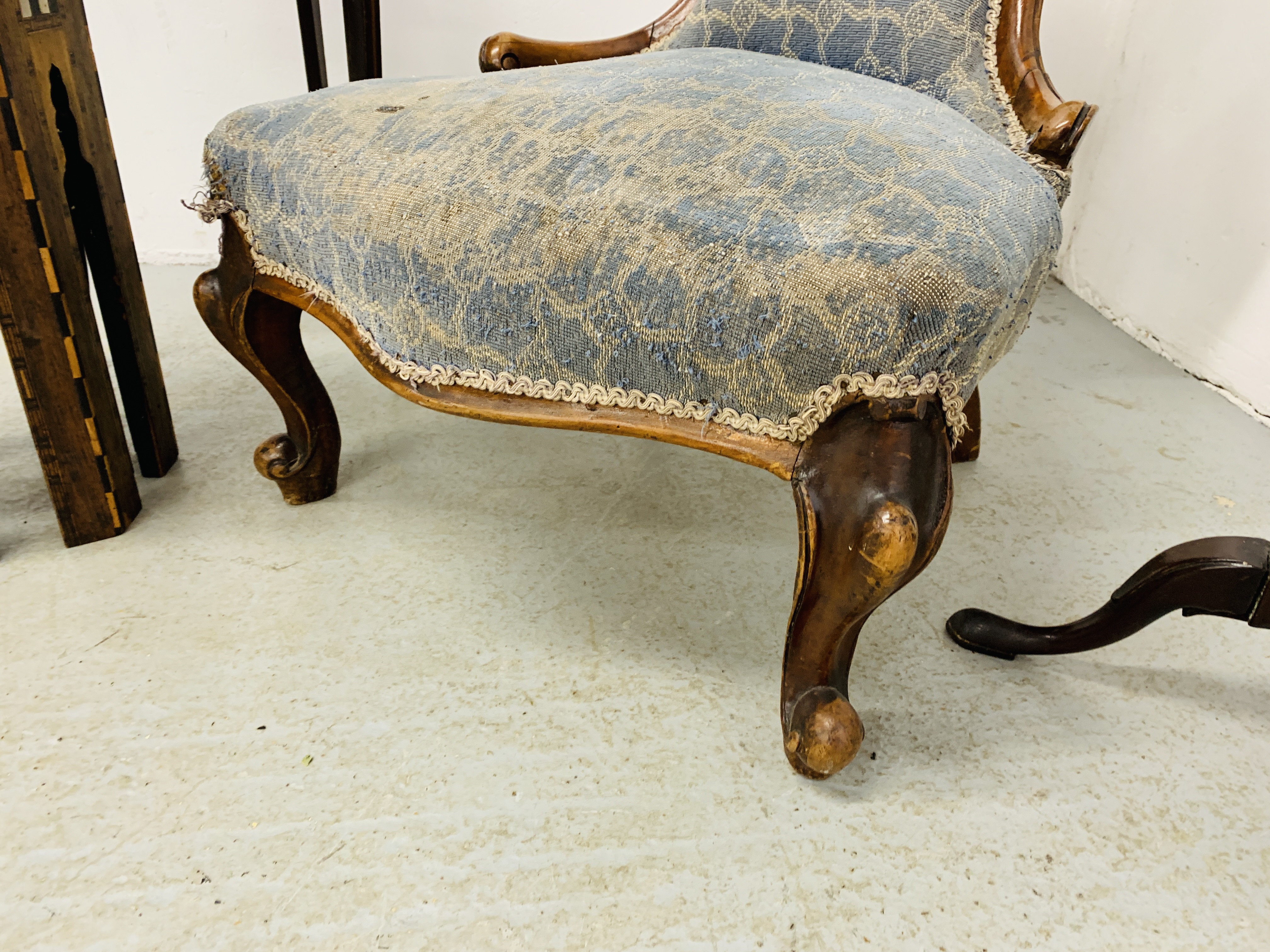 A VICTORIAN OAK FRAMED NURSING CHAIR A/F, CIRCULAR TOPPED MAHOGANY SHAVING STAND A/F, - Image 6 of 9