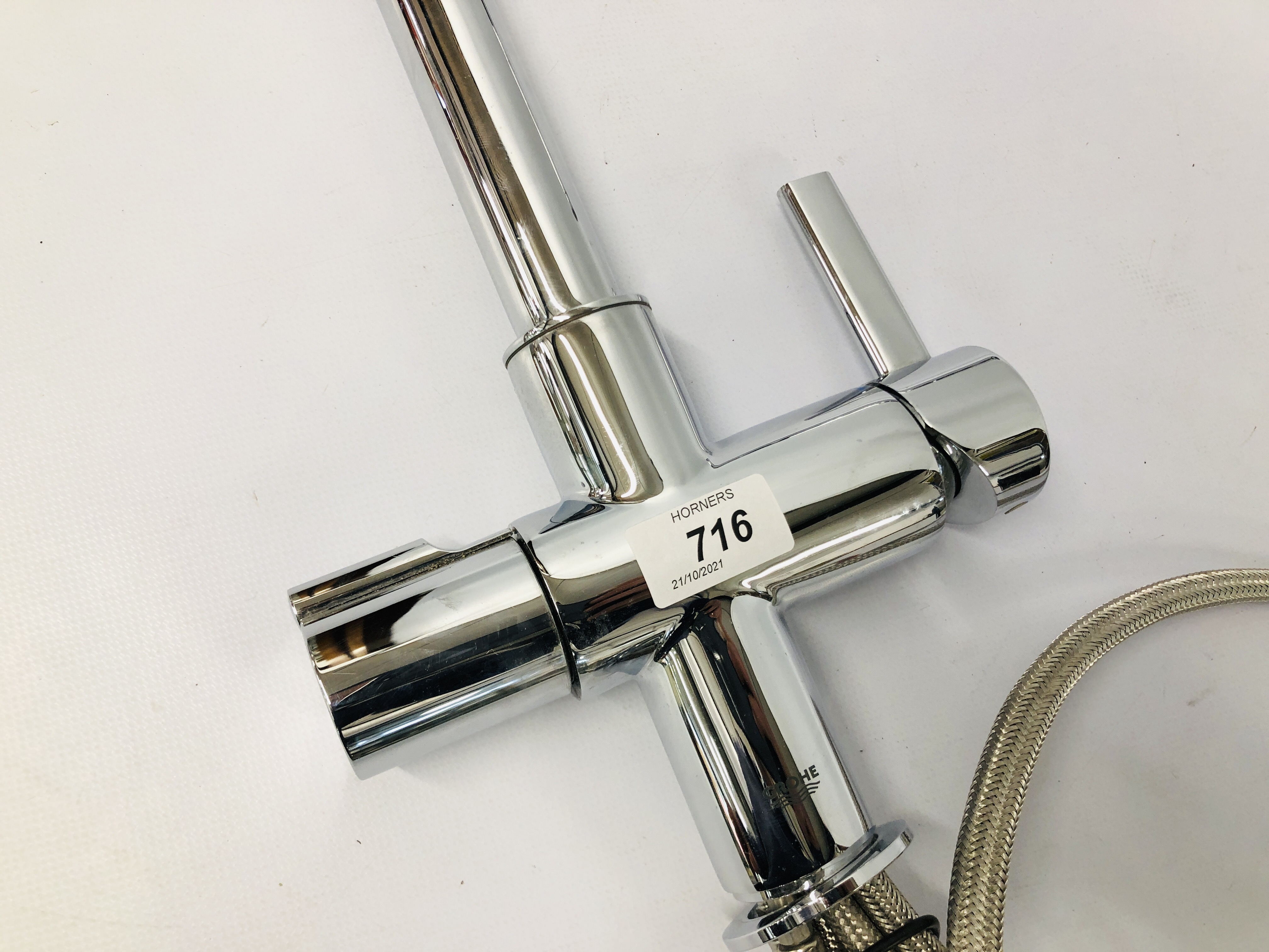 A GROHE KITCHEN MIXER TAP WITH BOILING WATER TAP (USED) - Image 2 of 11