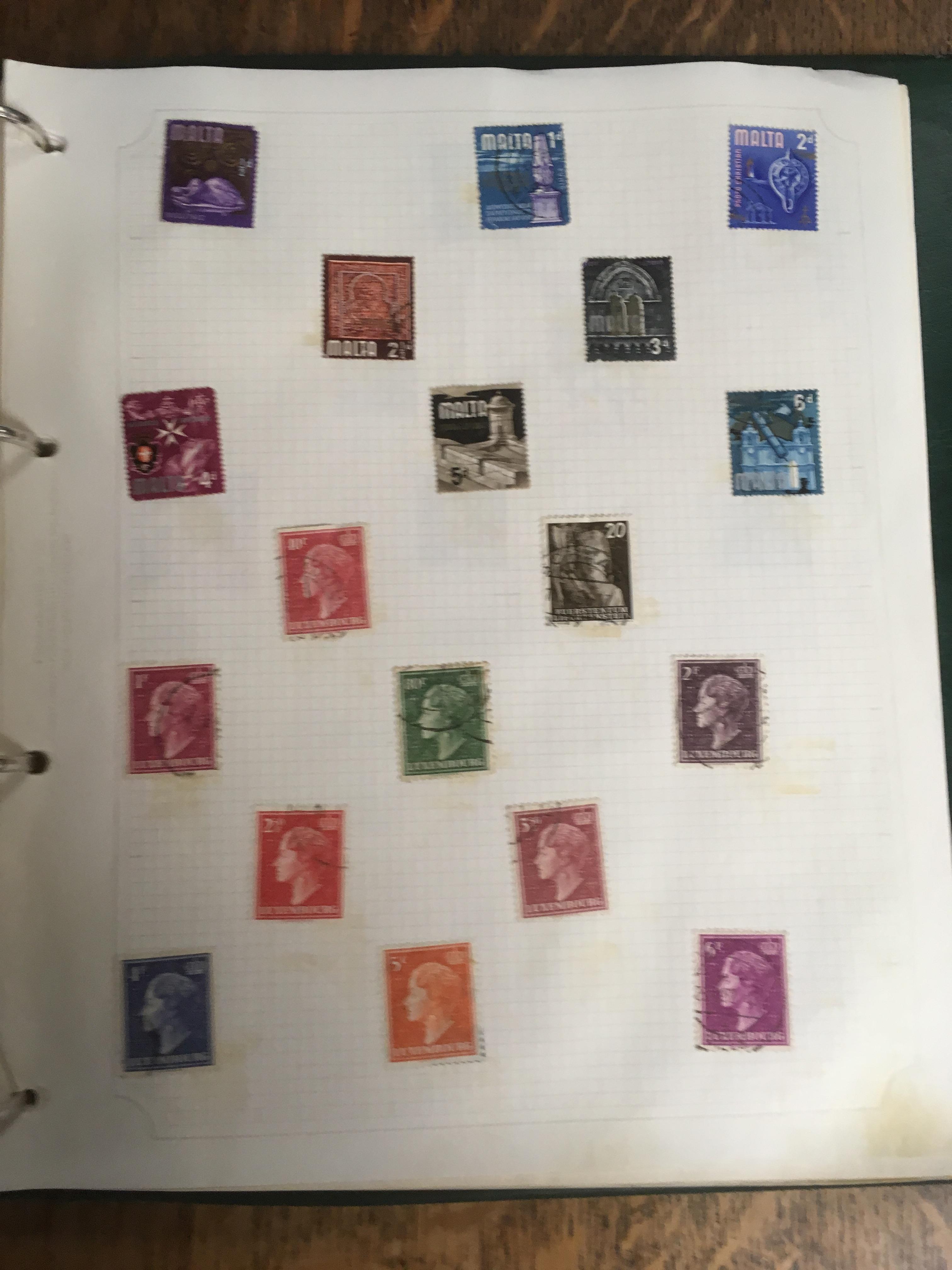 TUB WITH ALL WORLD STAMP COLLECTIONS IN TEN SG AVON ALBUMS, - Image 4 of 5