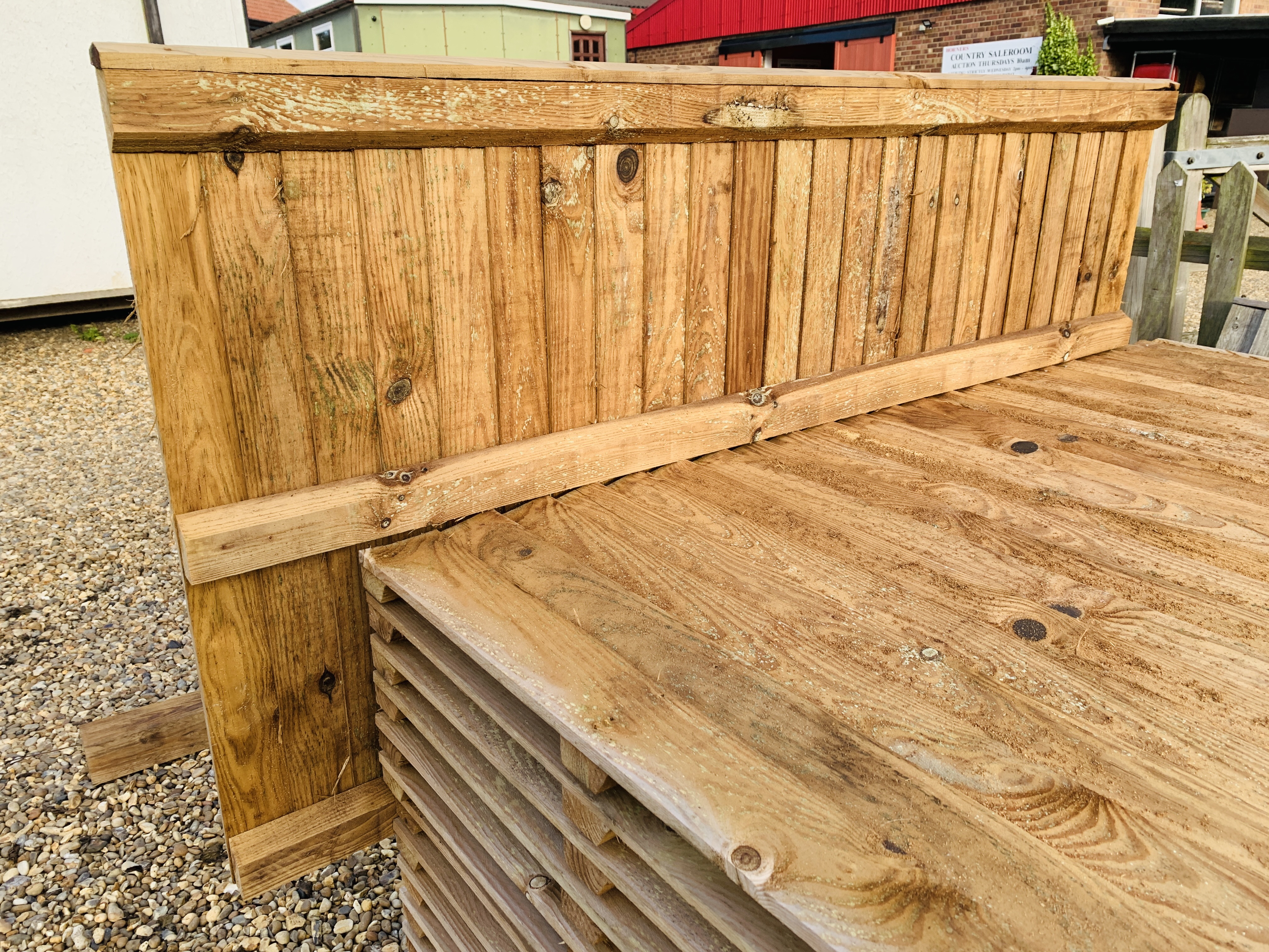 8 X AS NEW TREATED TIMBER CLOSE BOARDED 6FT X 3FT FENCING PANELS - Image 3 of 4