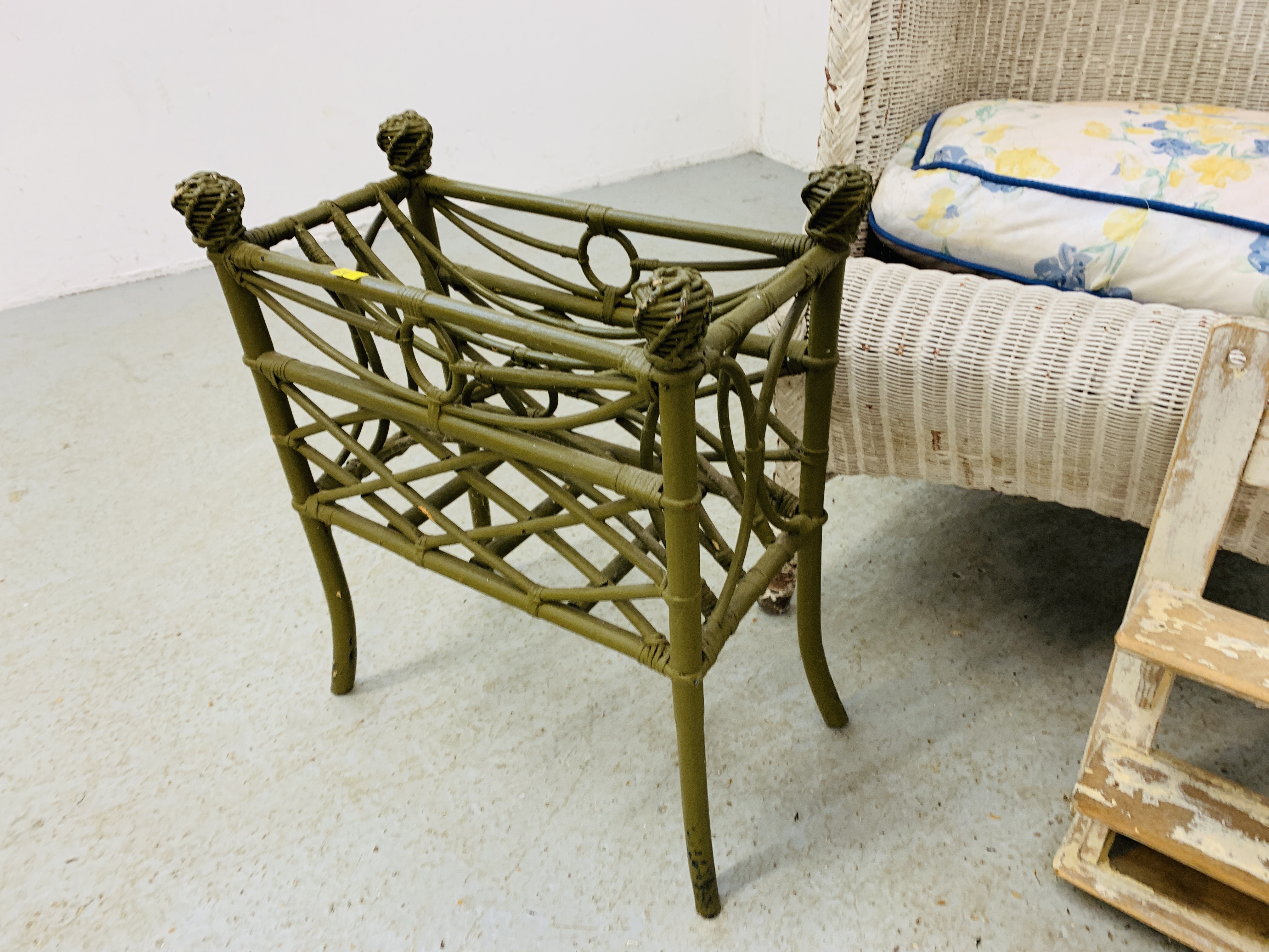 A VINTAGE LLOYD LOOM HIGH BACK ROLL ARMCHAIR, - Image 4 of 5