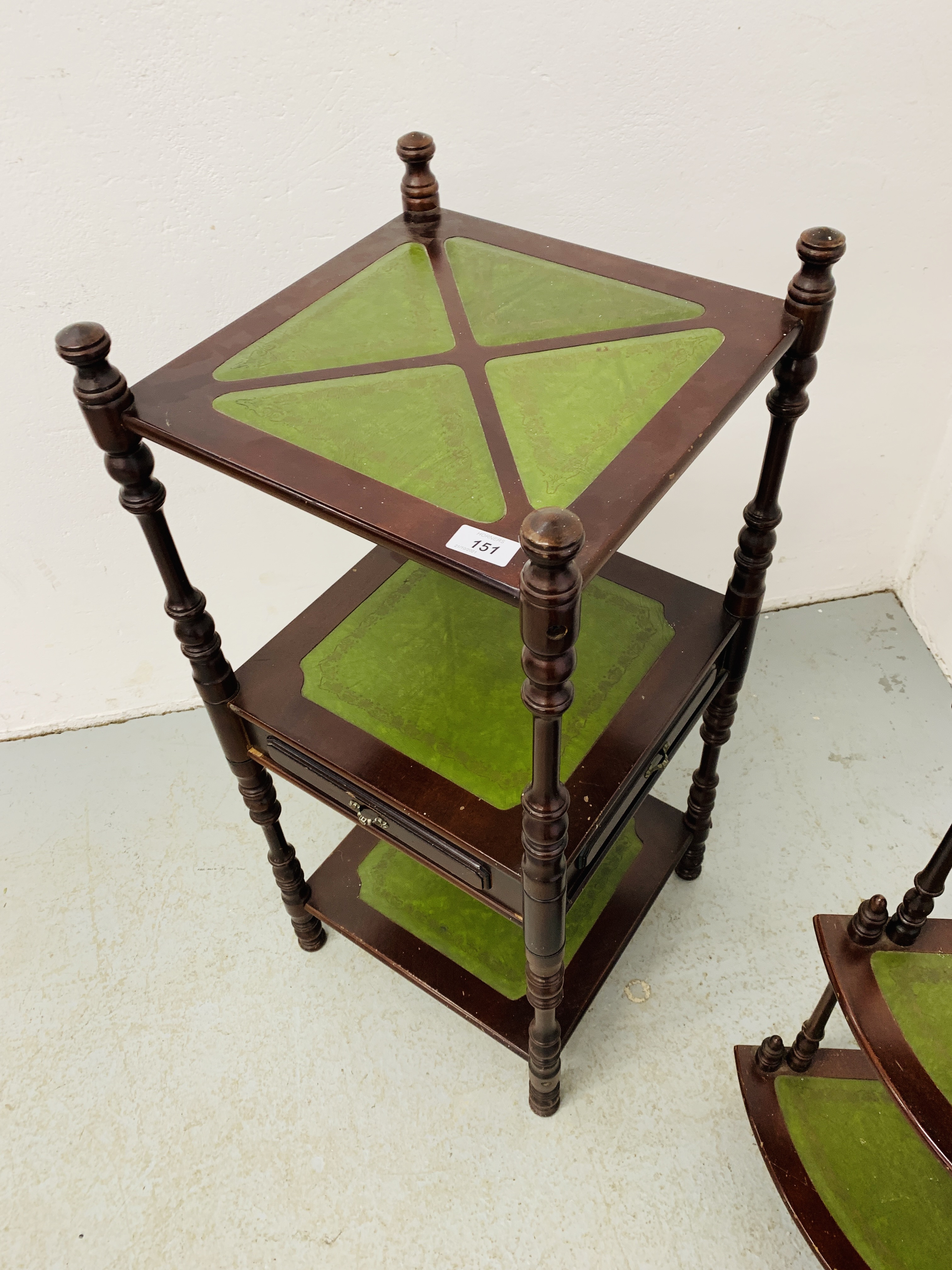 A REPRODUCTION MAHOGANY FINISH 4 TIER WOT-NOT WITH GREEN TOOLED LEATHER INSERT AND MATCHING 3 TIER - Image 5 of 6