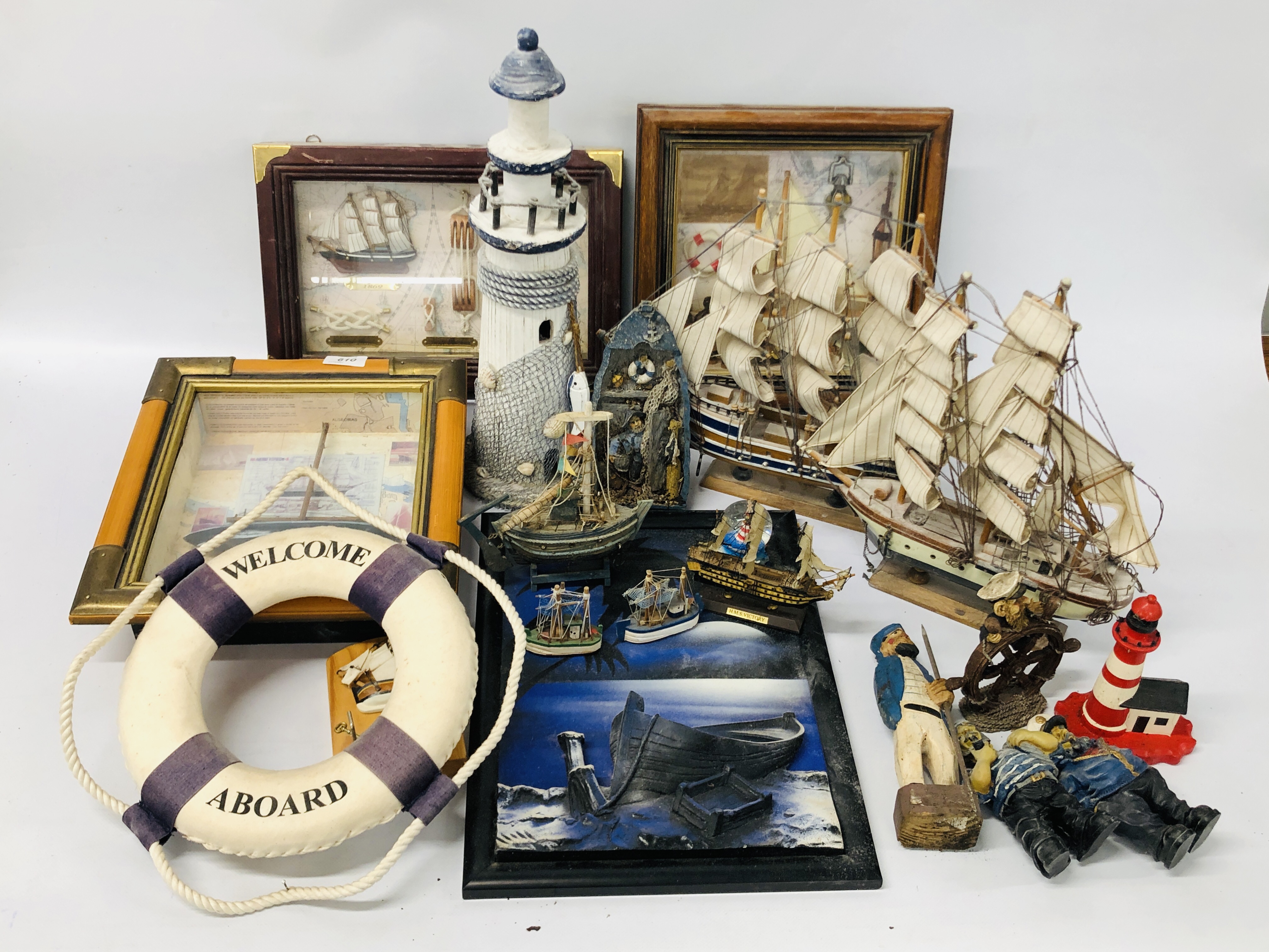 3 NAUTICAL 3D CASED DISPLAYS AND OTHER NAUTICAL ITEMS TO INCLUDE SAILING SHIPS, LIGHTHOUSES ETC. - Image 2 of 11