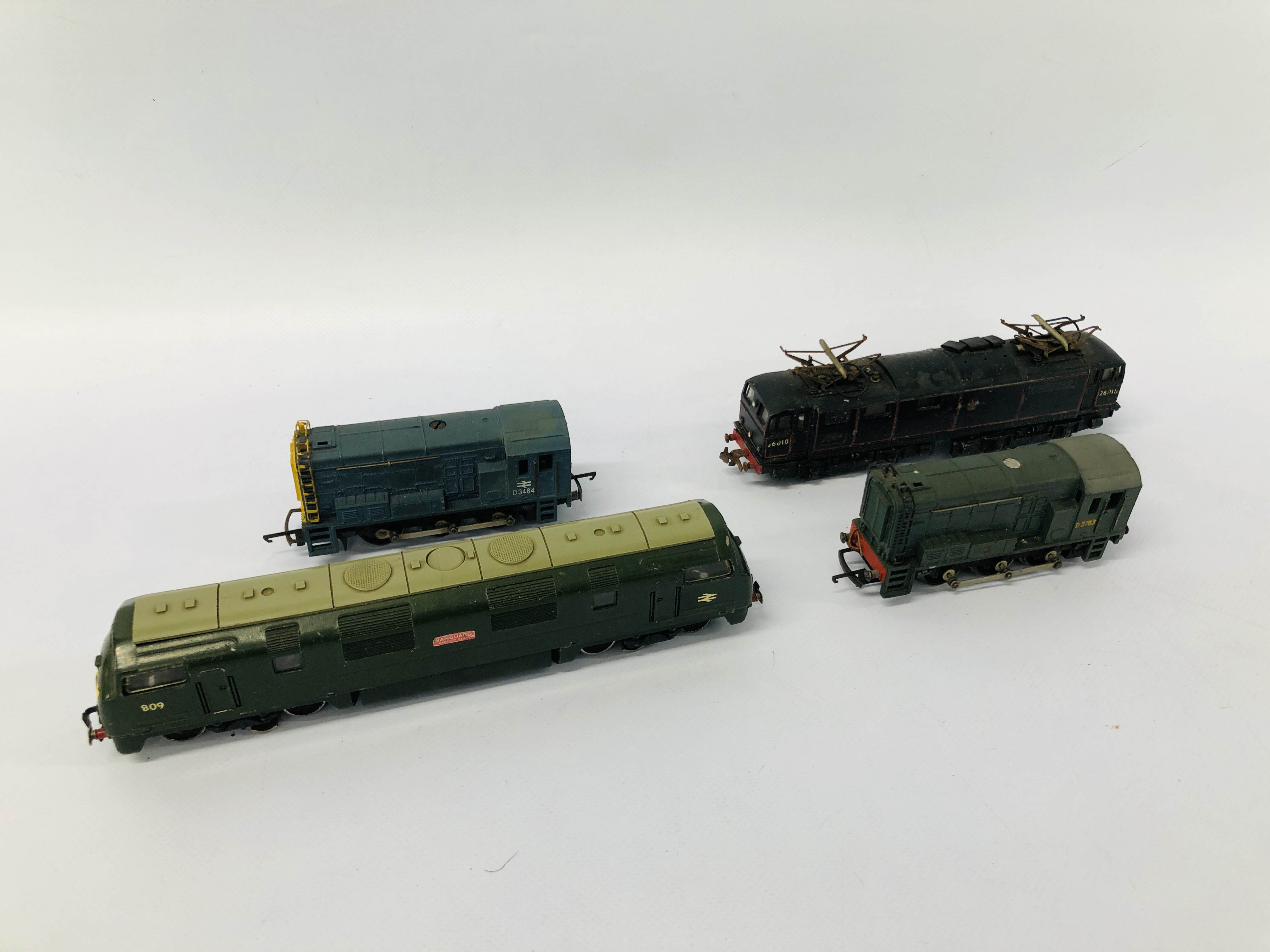 4 VARIOUS 00 GAUGE HORNBY LOCOMOTIVES INCLUDING DIESEL, ELECTRIC ETC.