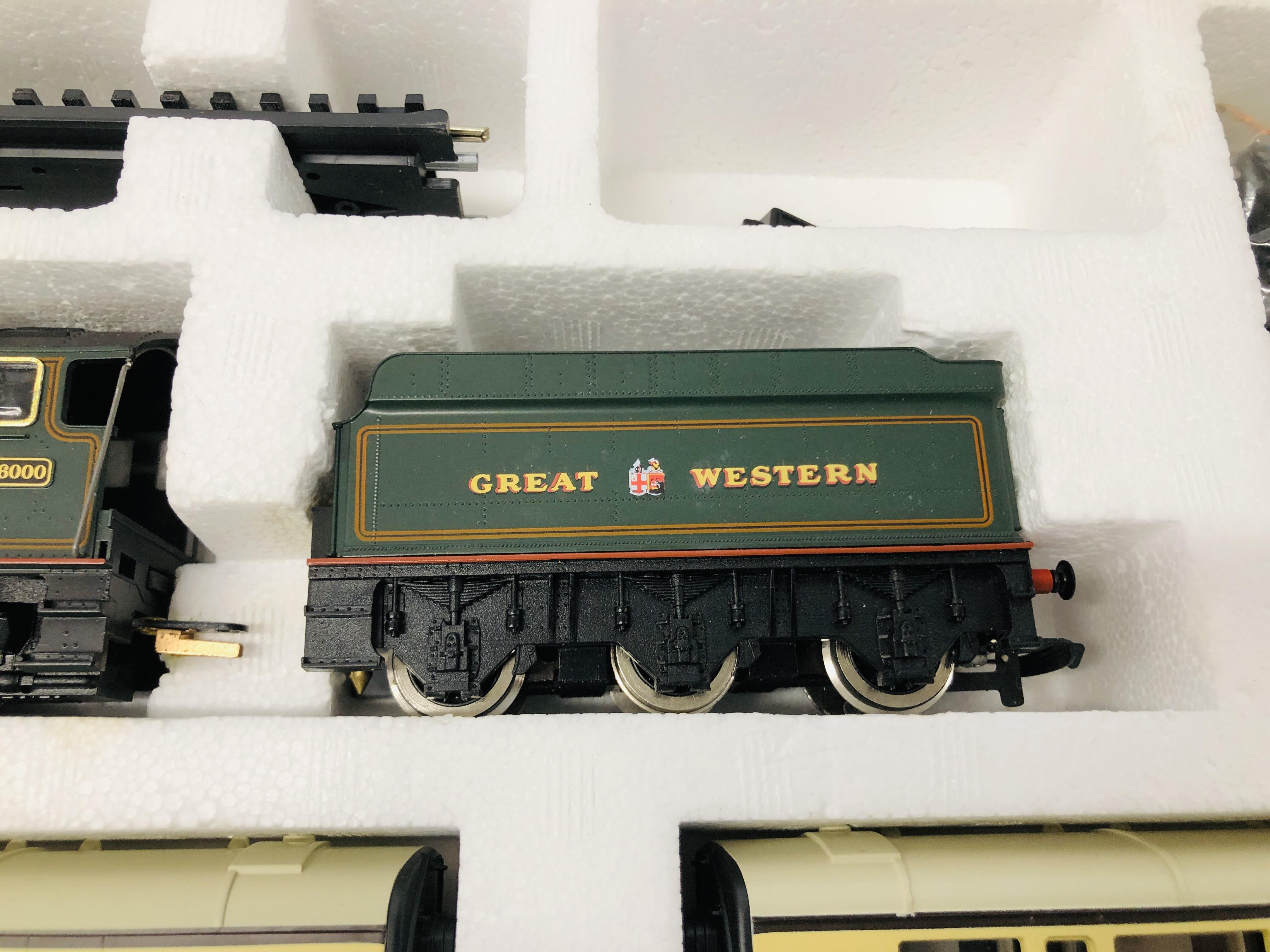 HORNBY 00 GAUGE 150TH ANNIVERSARY OF THE GREAT WESTERN RAILWAY COMPANY COMMEMORATIVE LIMITED - Image 5 of 8