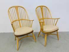 A PAIR OF ERCOL BLONDE WINDSOR CHAIRS