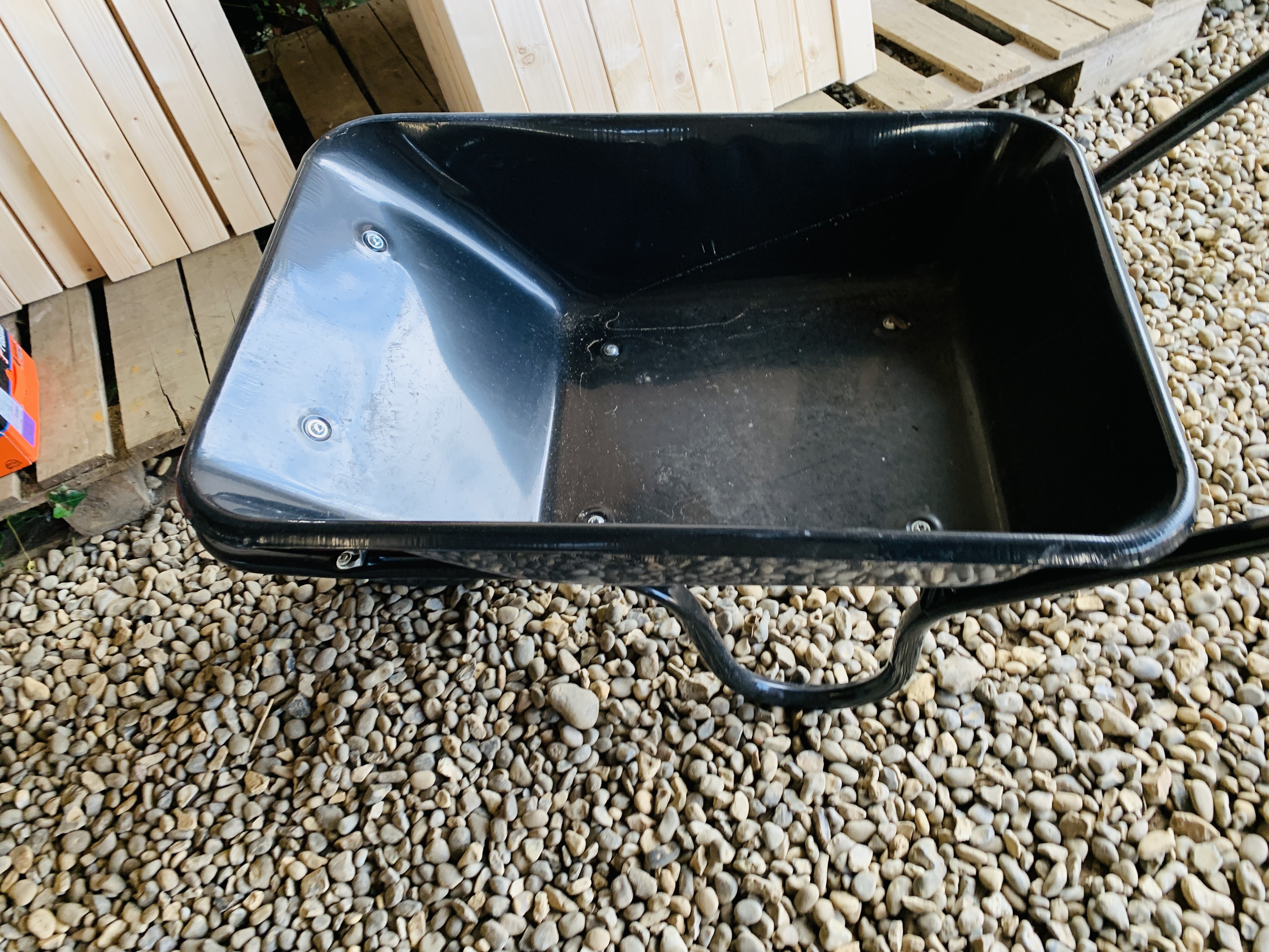 AS NEW HAMMERLIN 85 LITRE GENERAL BUILDERS WHEEL BARROW - Image 2 of 4