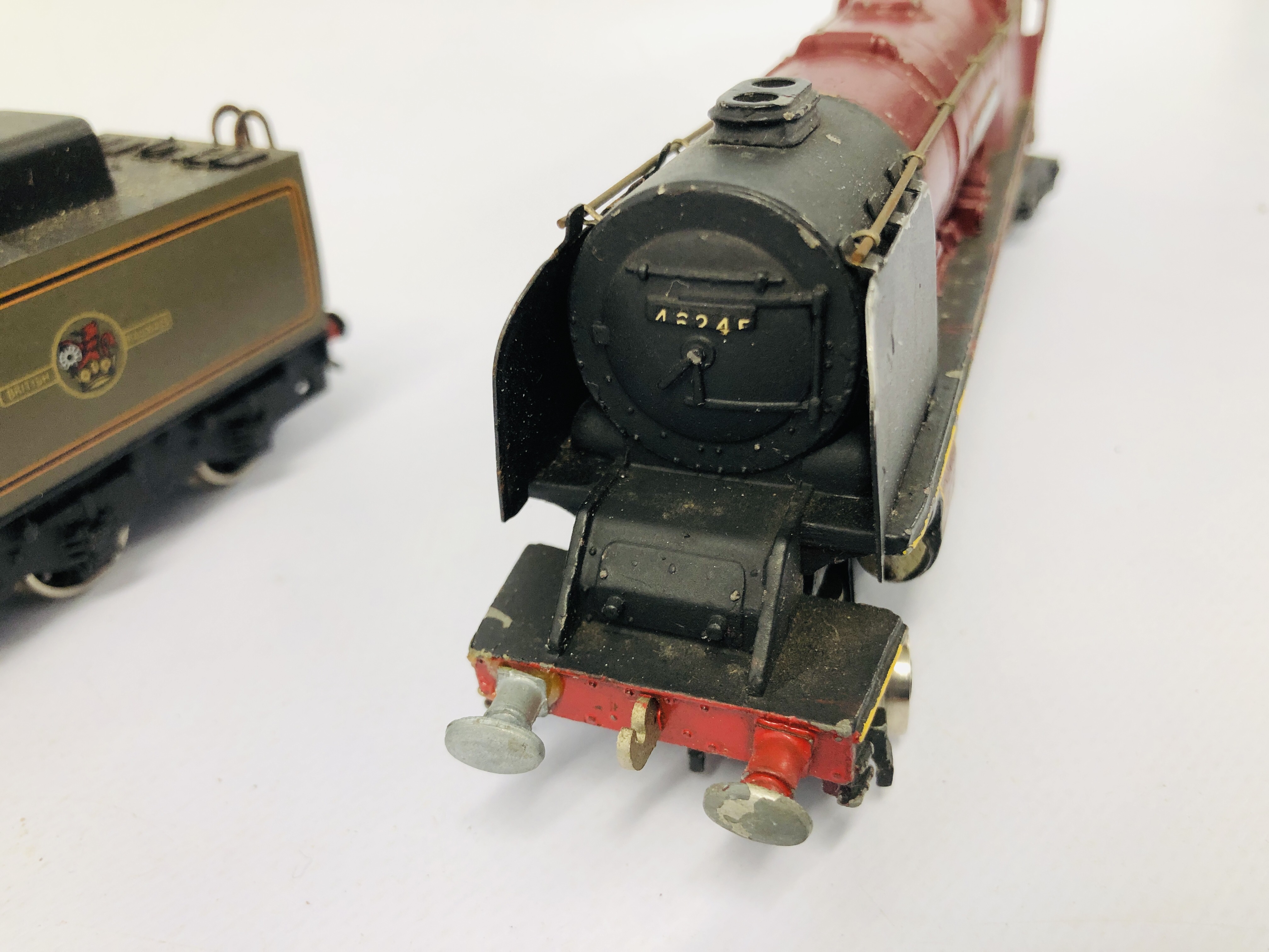 3 X WRENN 00 GAUGE LOCOMOTIVES AND TENDERS TO INCLUDE CITY OF WELLS, - Image 11 of 14