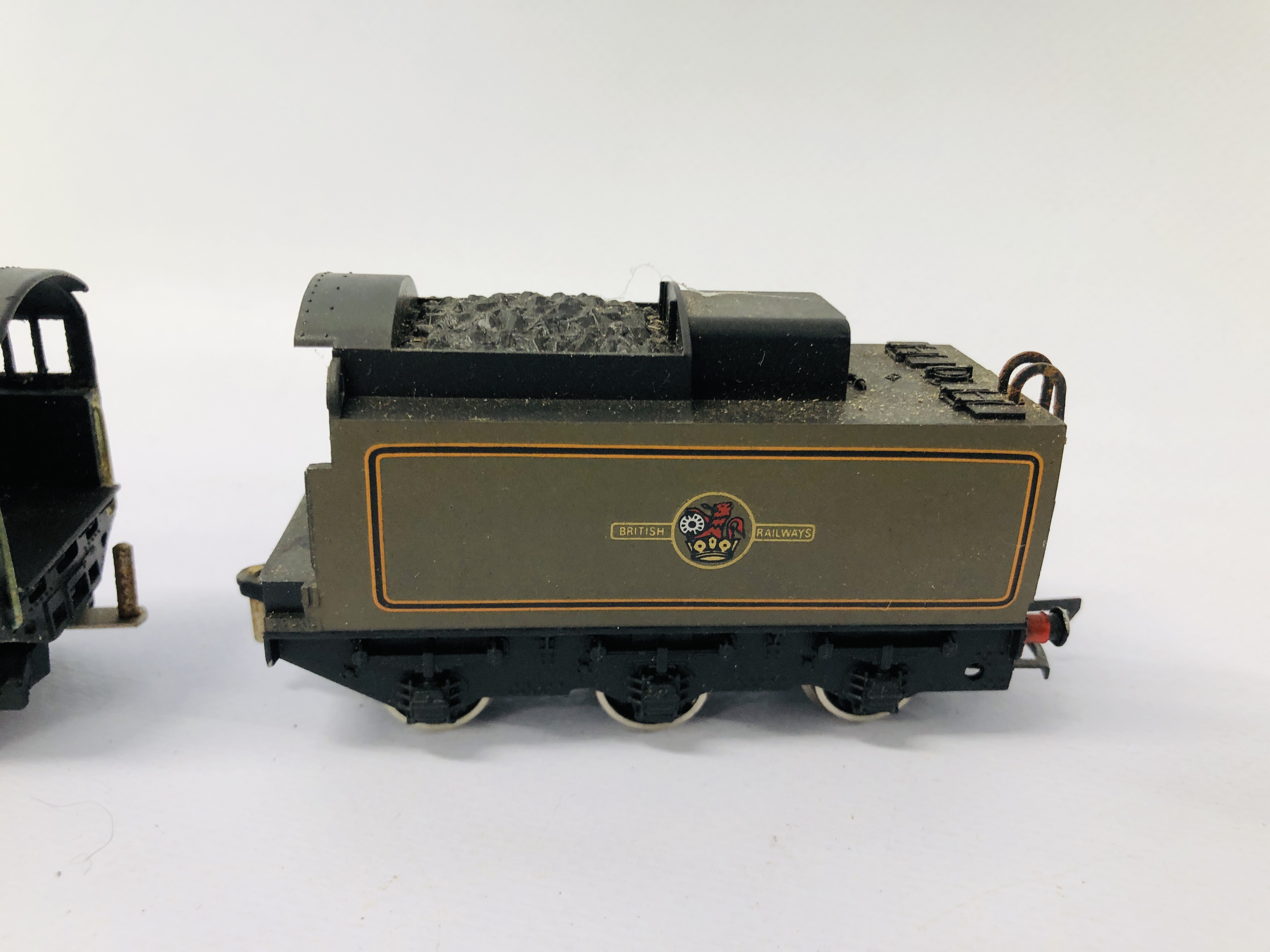 3 X WRENN 00 GAUGE LOCOMOTIVES AND TENDERS TO INCLUDE CITY OF WELLS, - Image 13 of 14