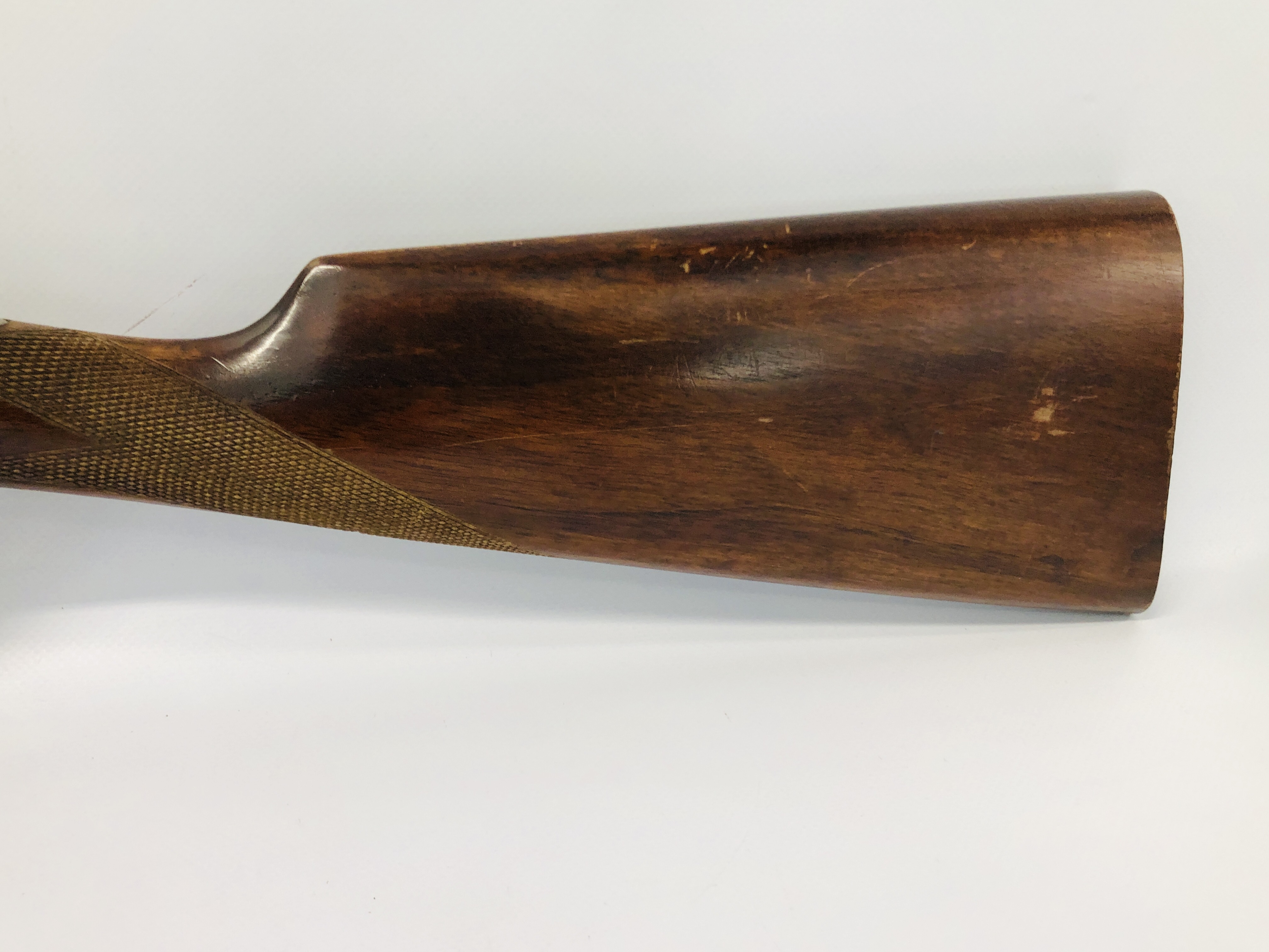 AYA 12 BORE SIDE BY SIDE SHOTGUN # 530358 - (ALL GUNS TO BE INSPECTED AND SERVICED BY QUALIFIED - Image 12 of 22