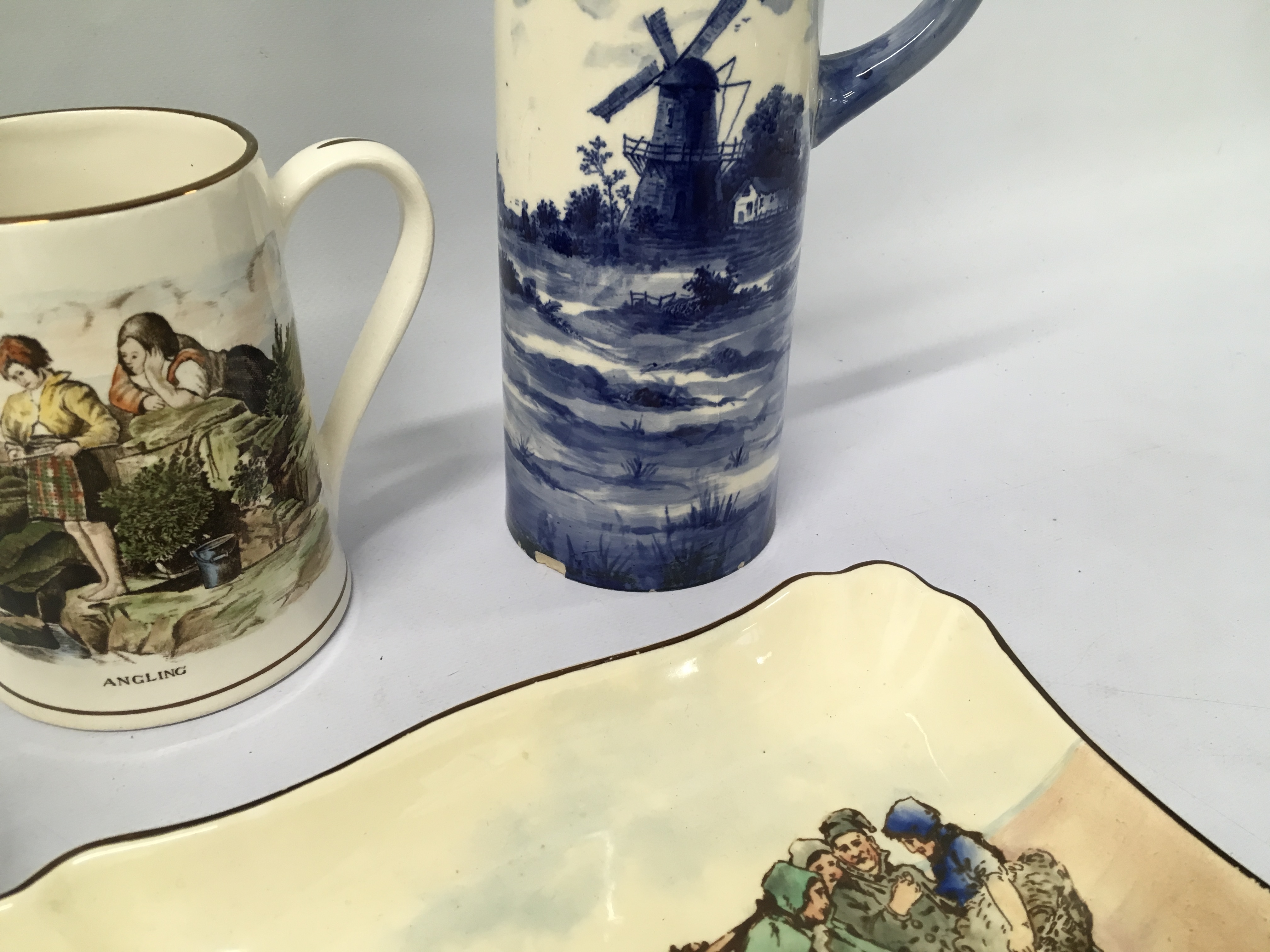 C19TH MAUCHLIN WARE BOX "TAYMOUTH CASTLE AND LOCH TAY" + GRAYS POTTERY "ANGLING" MUG, - Image 3 of 5