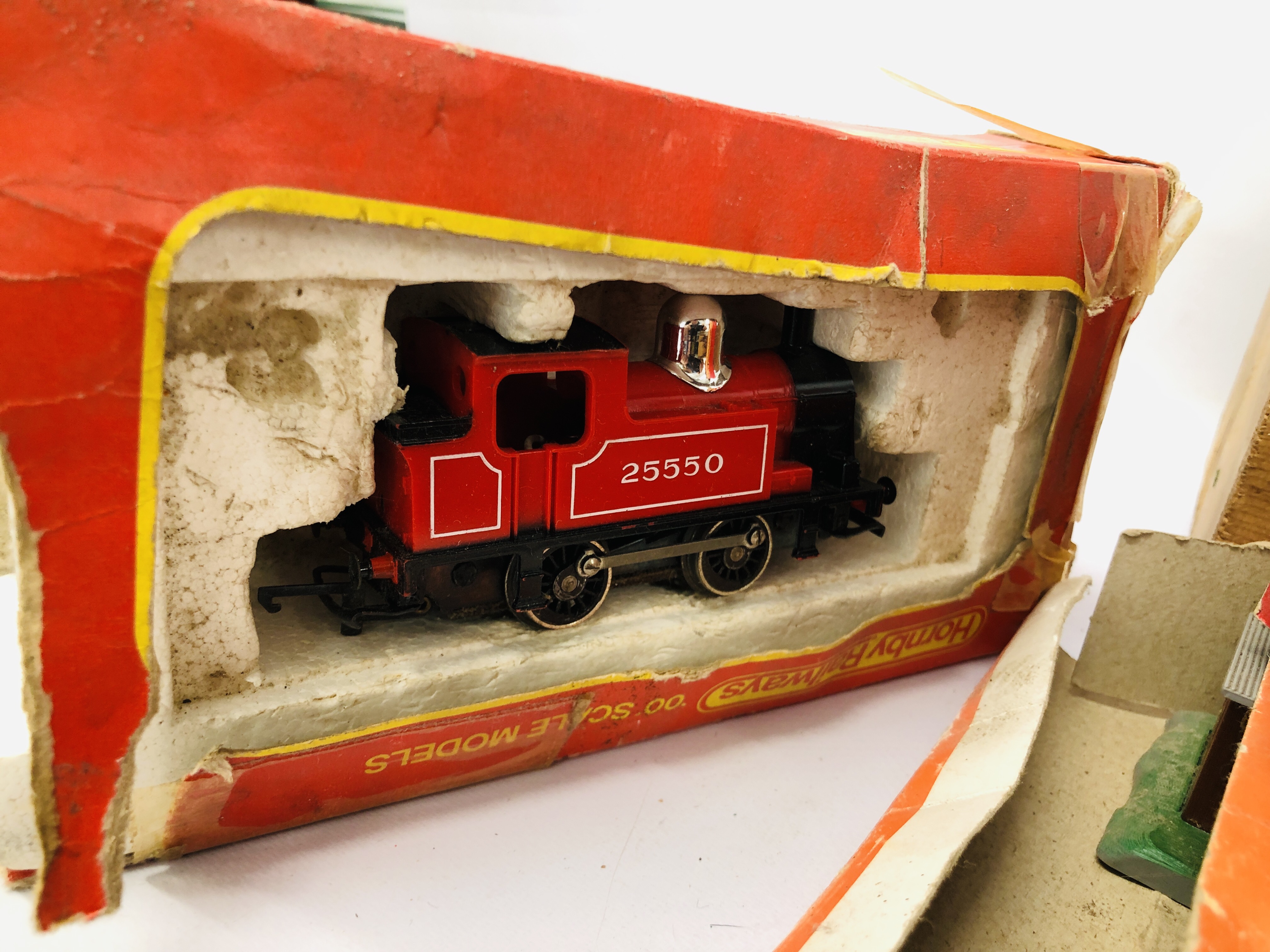 COLLECTION OF 00 GAUGE TRI-ANG HORNBY, LOCOMOTIVES, - Image 3 of 14