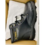 PAIR OF TRUCKER SAFETY BOOTS SIZE 11 (BOXED AS NEW)
