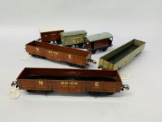 6 X VINTAGE HORNBY MECCANO 0 GAUGE WAGONS AND GOODS CARRIAGES