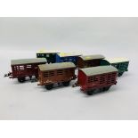 7 X HORNBY MECCANO 0 GAUGE CATTLE TRUCKS