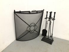 MODERN BLACK METAL FIRE GUARD ALONG WITH A FIRESIDE SET IN STAND