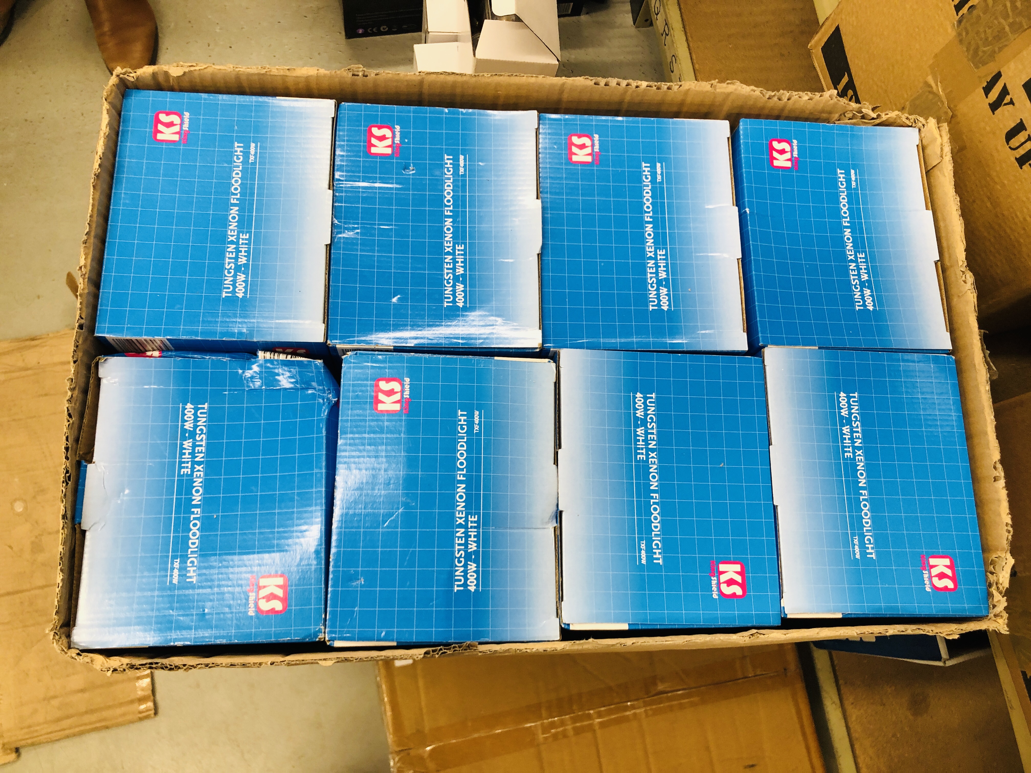 16 X KING SHIELD TUNGSTEN XENON FLOODLIGHTS 400W - WHITE (BOXED AS NEW)