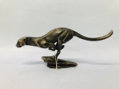 (R) CHEETAH FIGURE