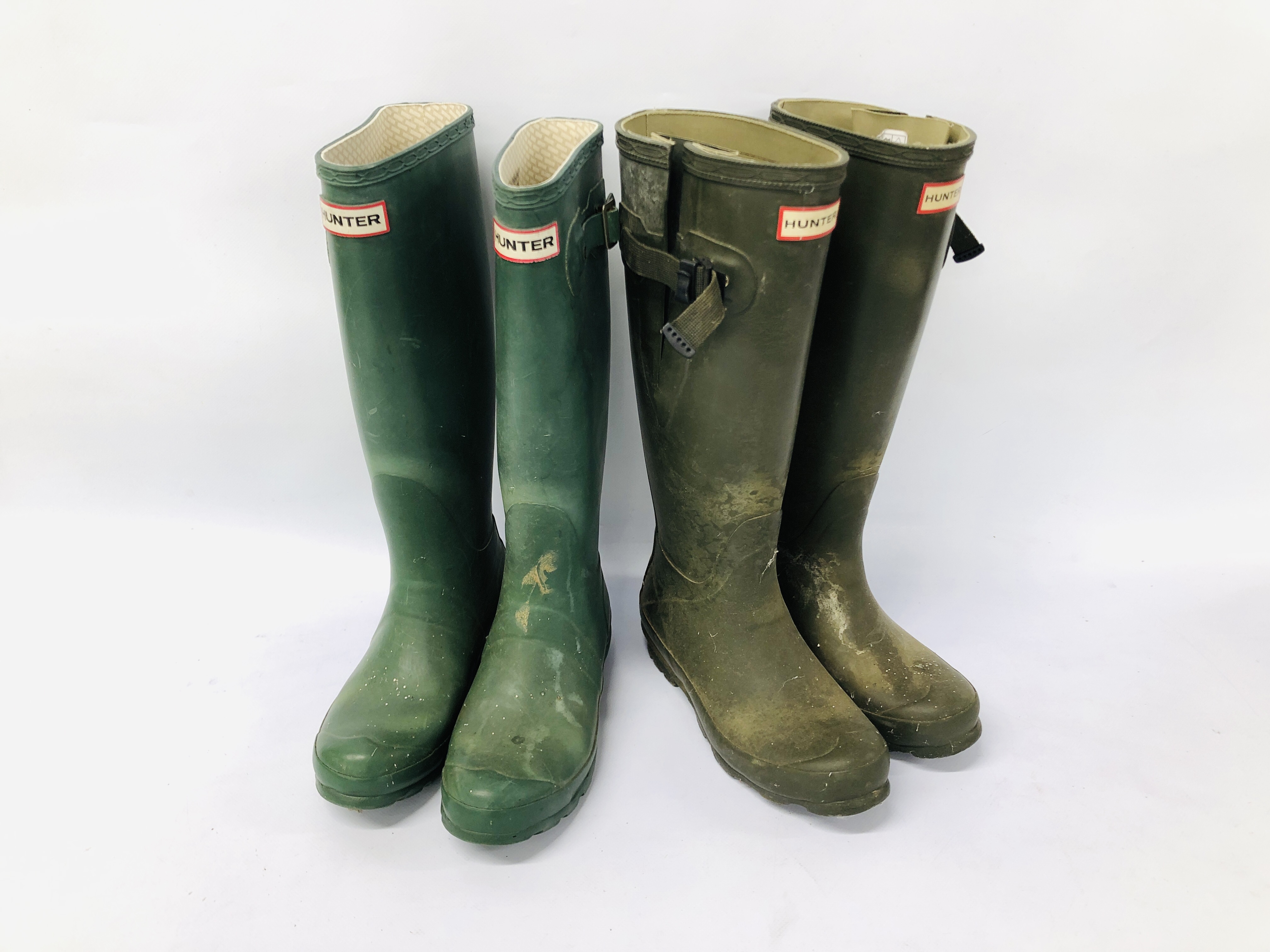 2 X PAIRS OF HUNTER LADIES WELLING BOOTS SIZE 4 (USED)