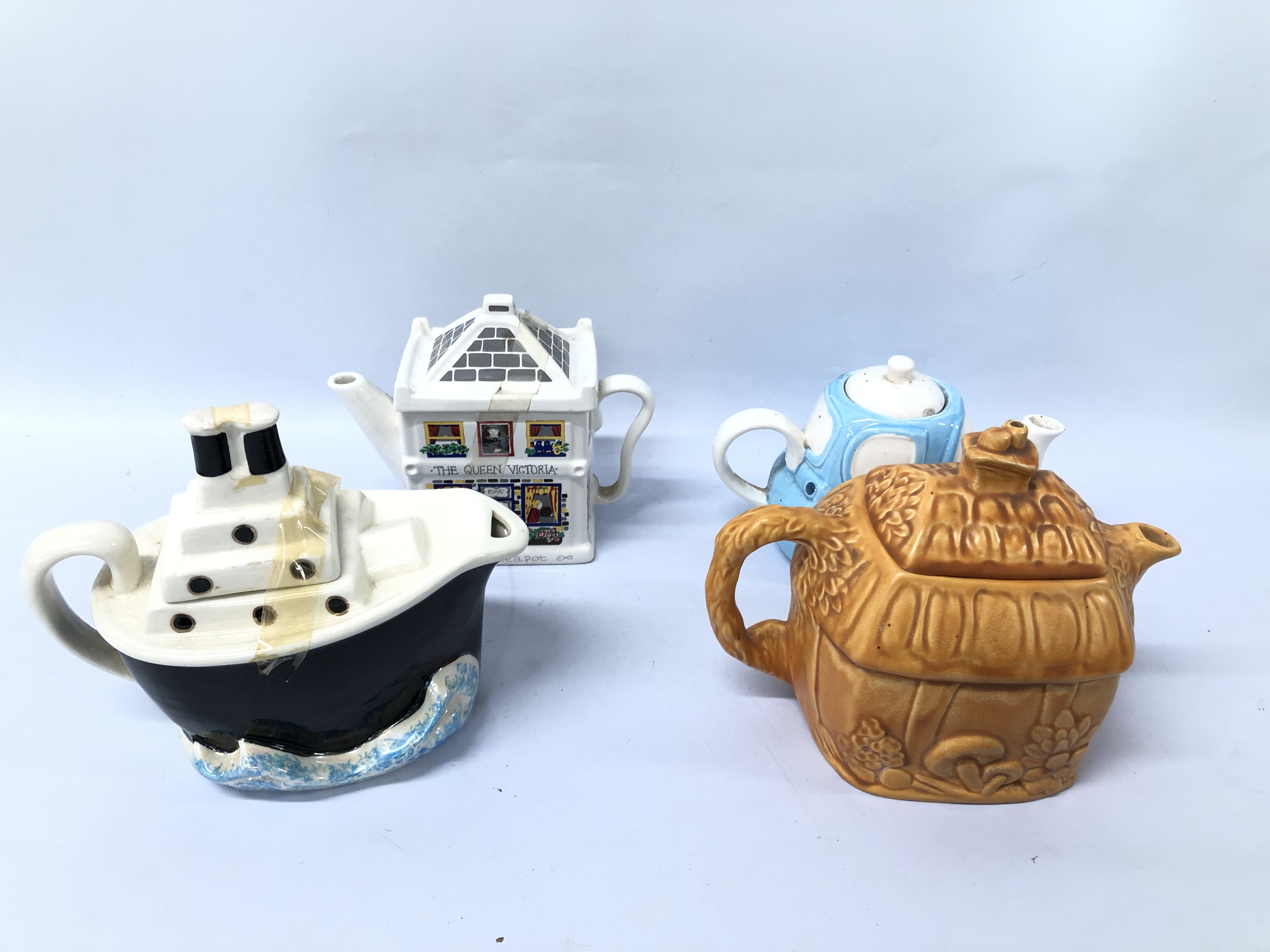 DECORATIVE TEAPOTS TO INCLUDE HOUSES, - Image 12 of 12