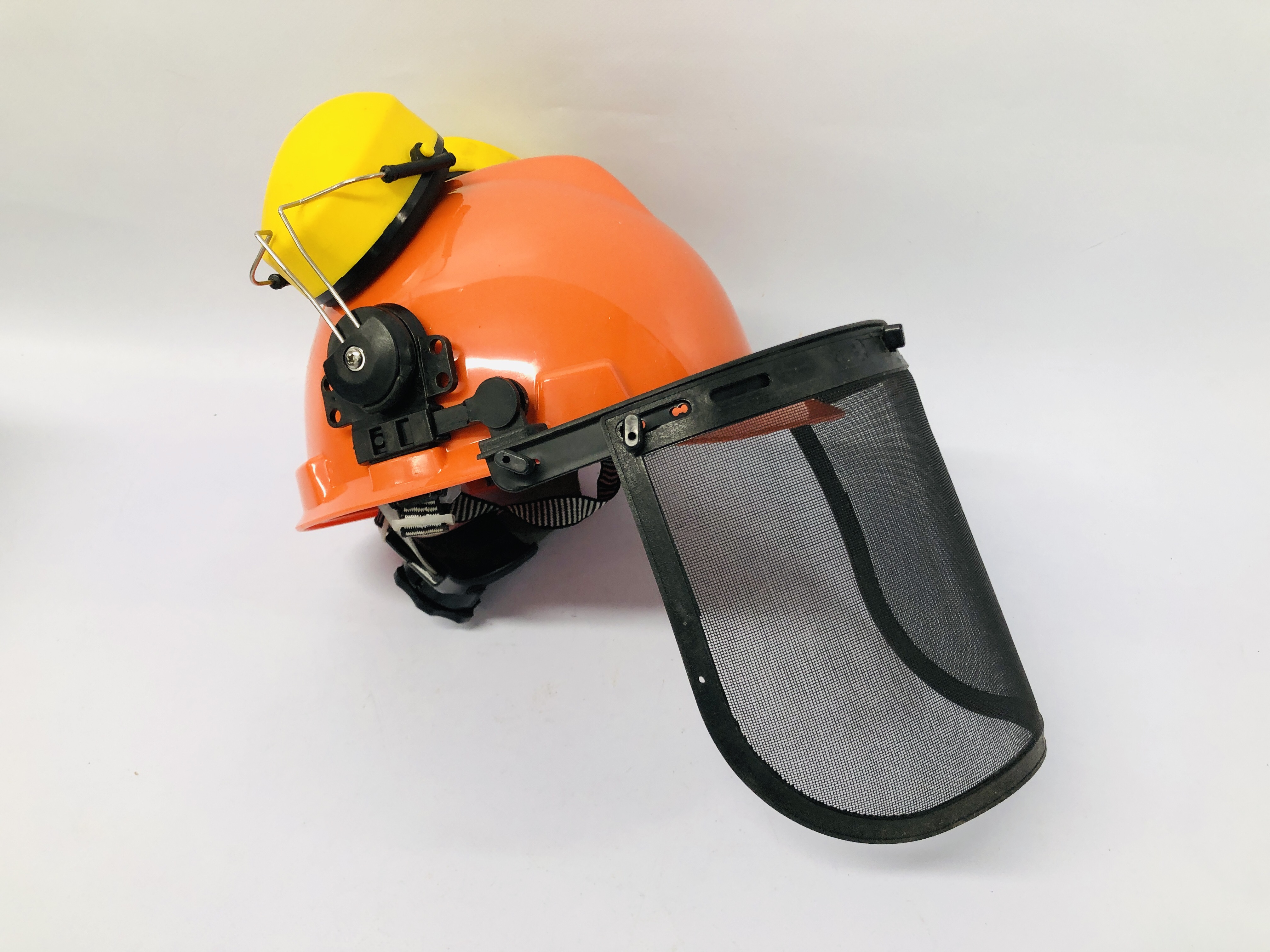 CHAINSAW HELMET - Image 2 of 2
