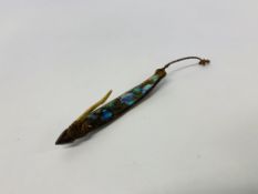 A 19TH CENTRY MAORI FISH HOOK MADE WITH HALIOTIS SHELL,