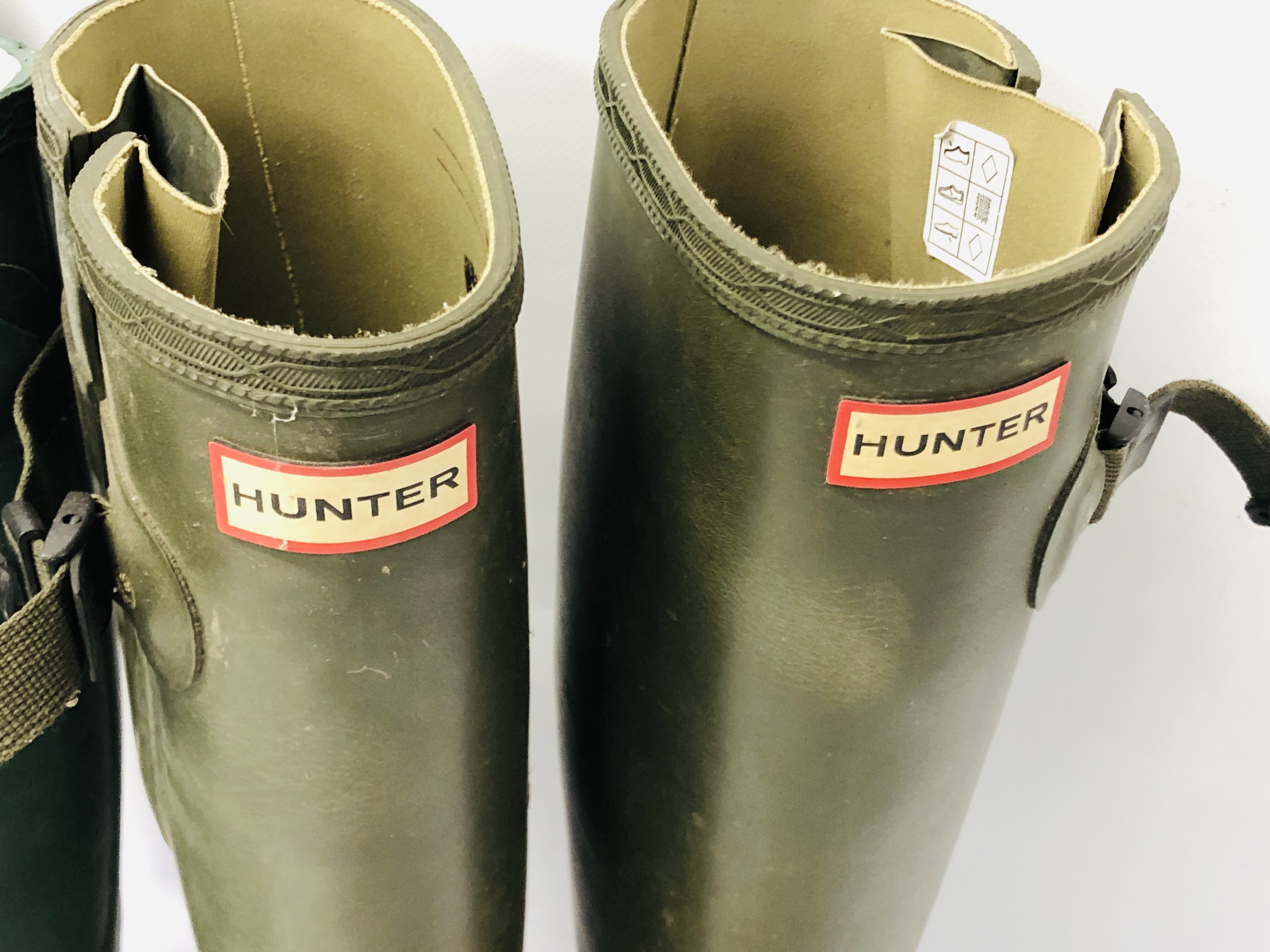 2 X PAIRS OF HUNTER LADIES WELLING BOOTS SIZE 4 (USED) - Image 4 of 6