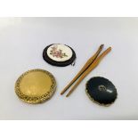 3 X VINTAGE POWDER COMPACTS TO INCLUDE VANITY FAIR, STRATTON,