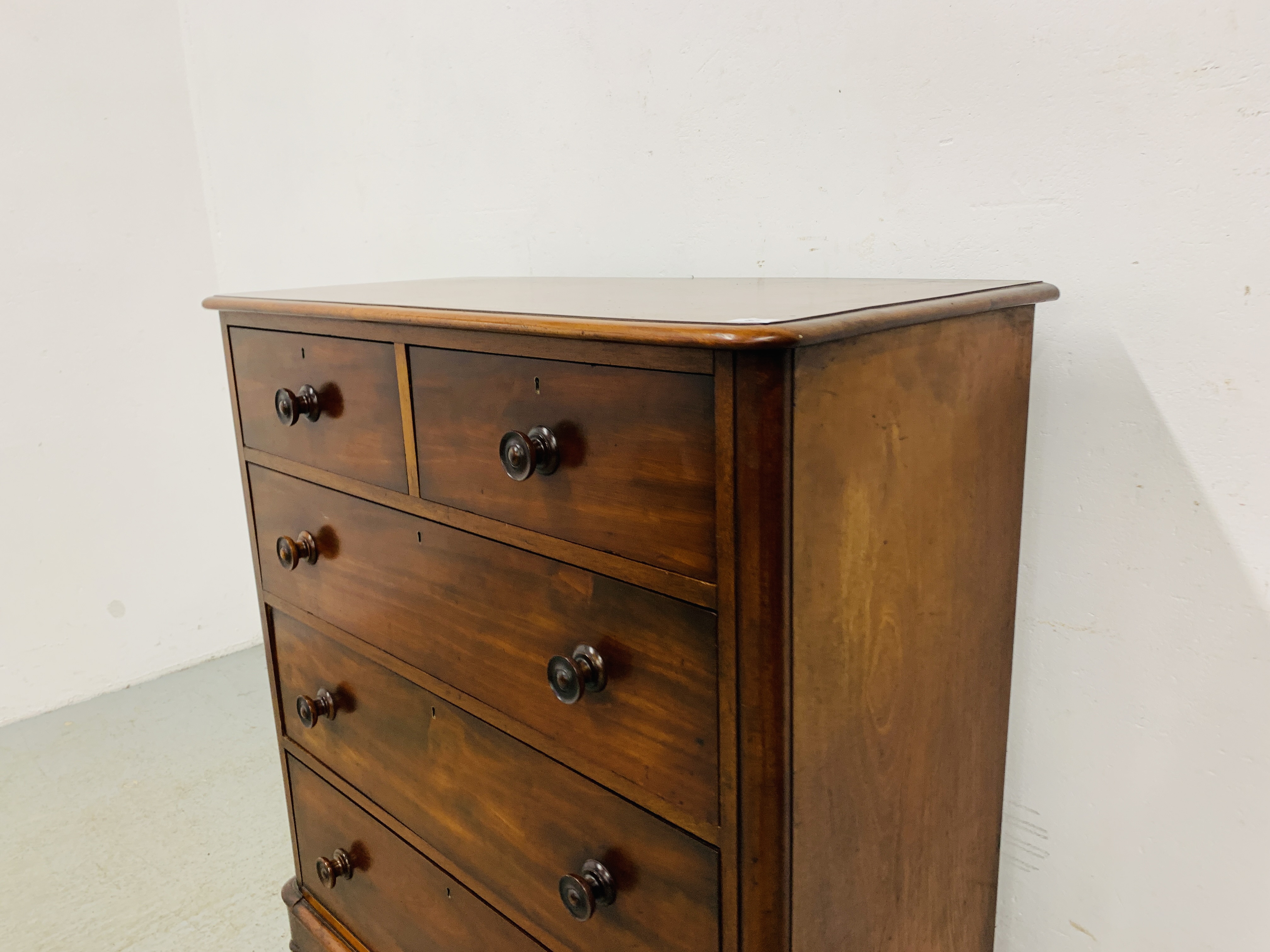 VICTORIAN MAHOGANY TWO OVER THREE DRAWER CHEST WITH TURNED HANDLES - W 106CM. D 50CM. H 112CM. - Image 3 of 10