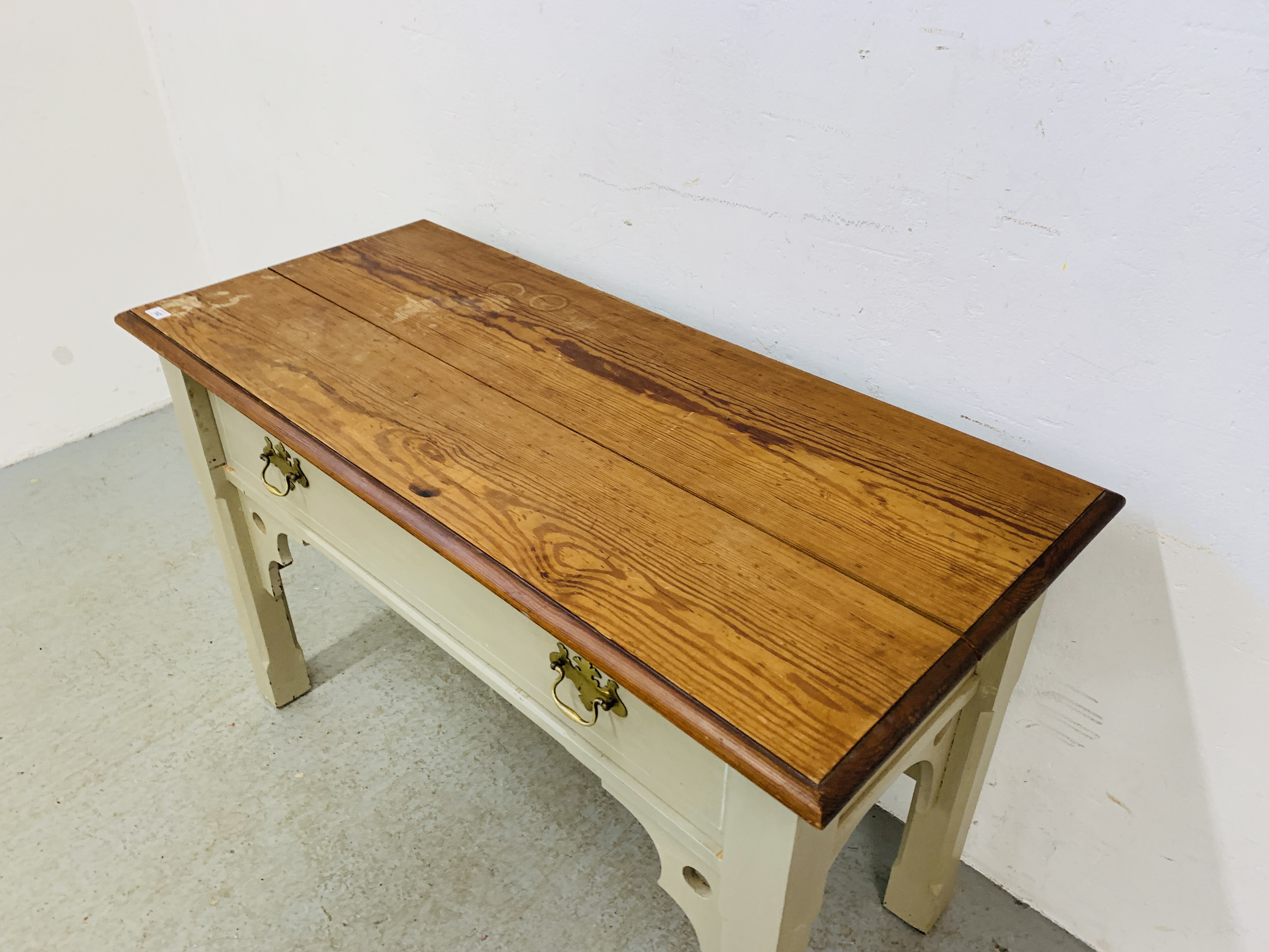 SOLID PINE SINGLE DRAWER SIDE TABLE WITH PITCH PINE TOP AND PAINTED BASE L 122CM, D 56CM, - Image 3 of 8