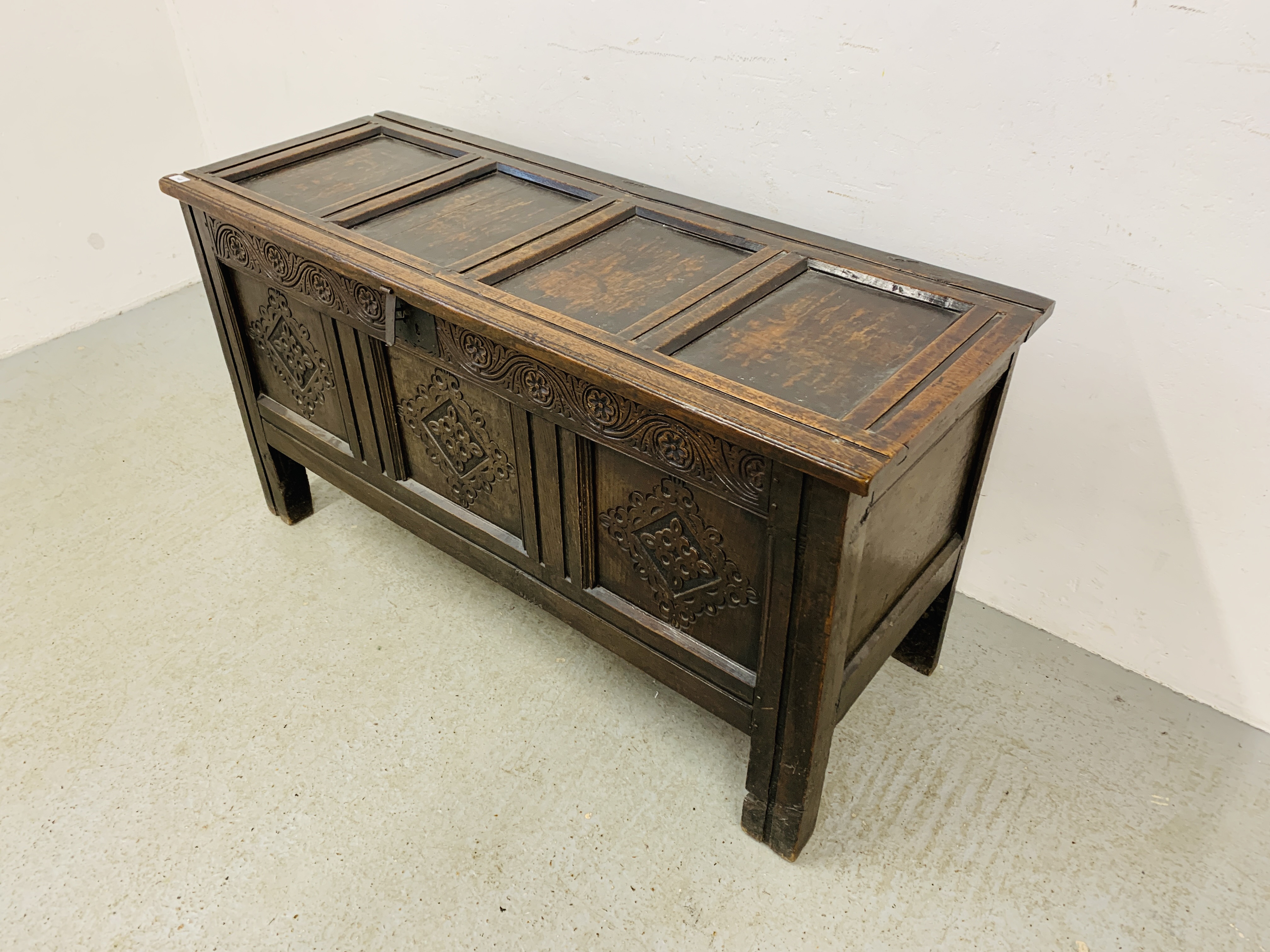 A LATE C17TH OAK COFFER, - Image 2 of 17