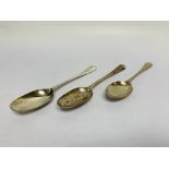 3 MID-C18TH HANOVERIAN PATTERN RAT-TAIL SILVER SERVING SPOONS (170g)