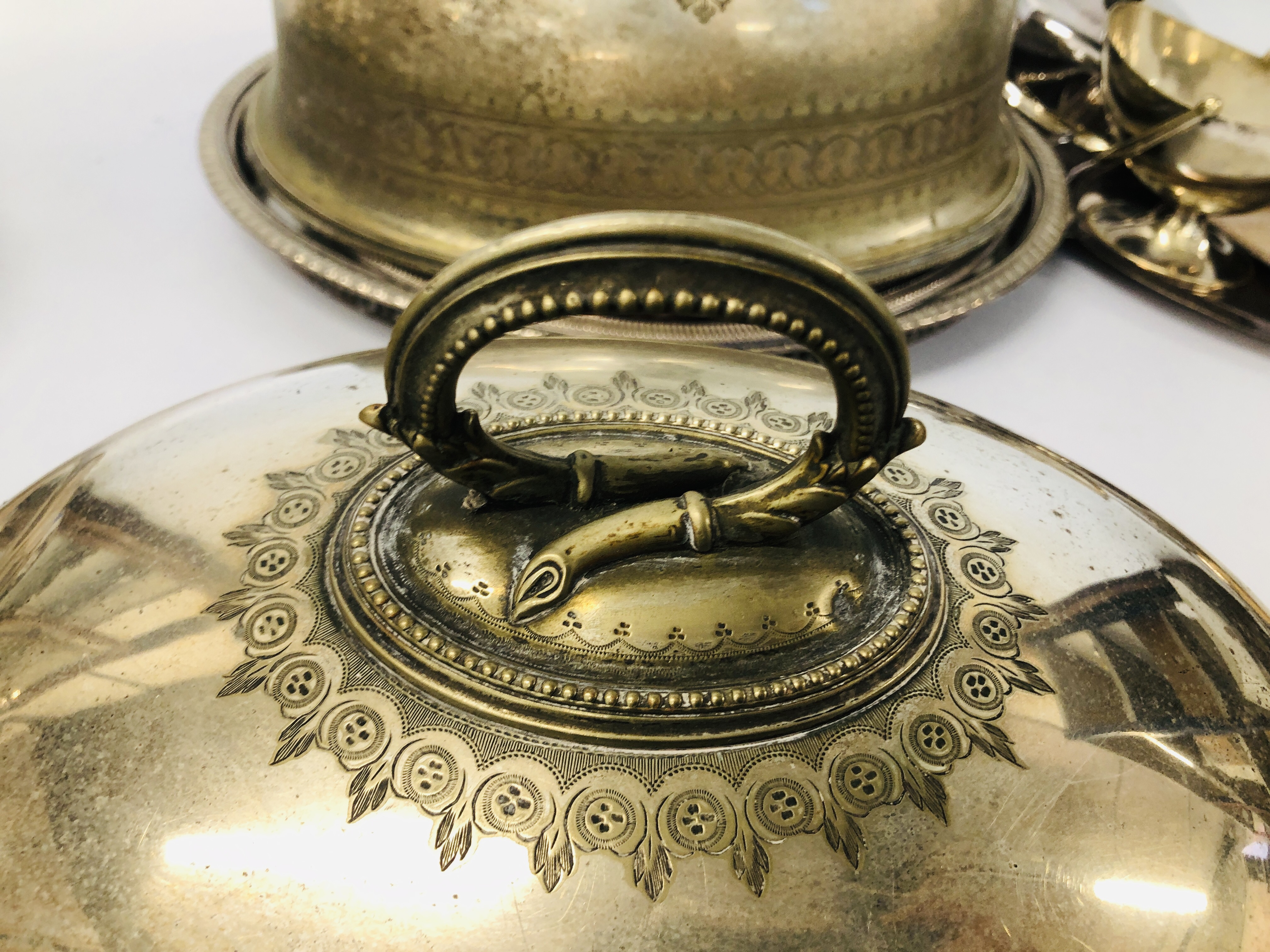 2 BOXES CONTAINING GOOD QUALITY SILVER PLATED WARES TO INCLUDE DOMED COVERS, TRAYS, - Image 11 of 18