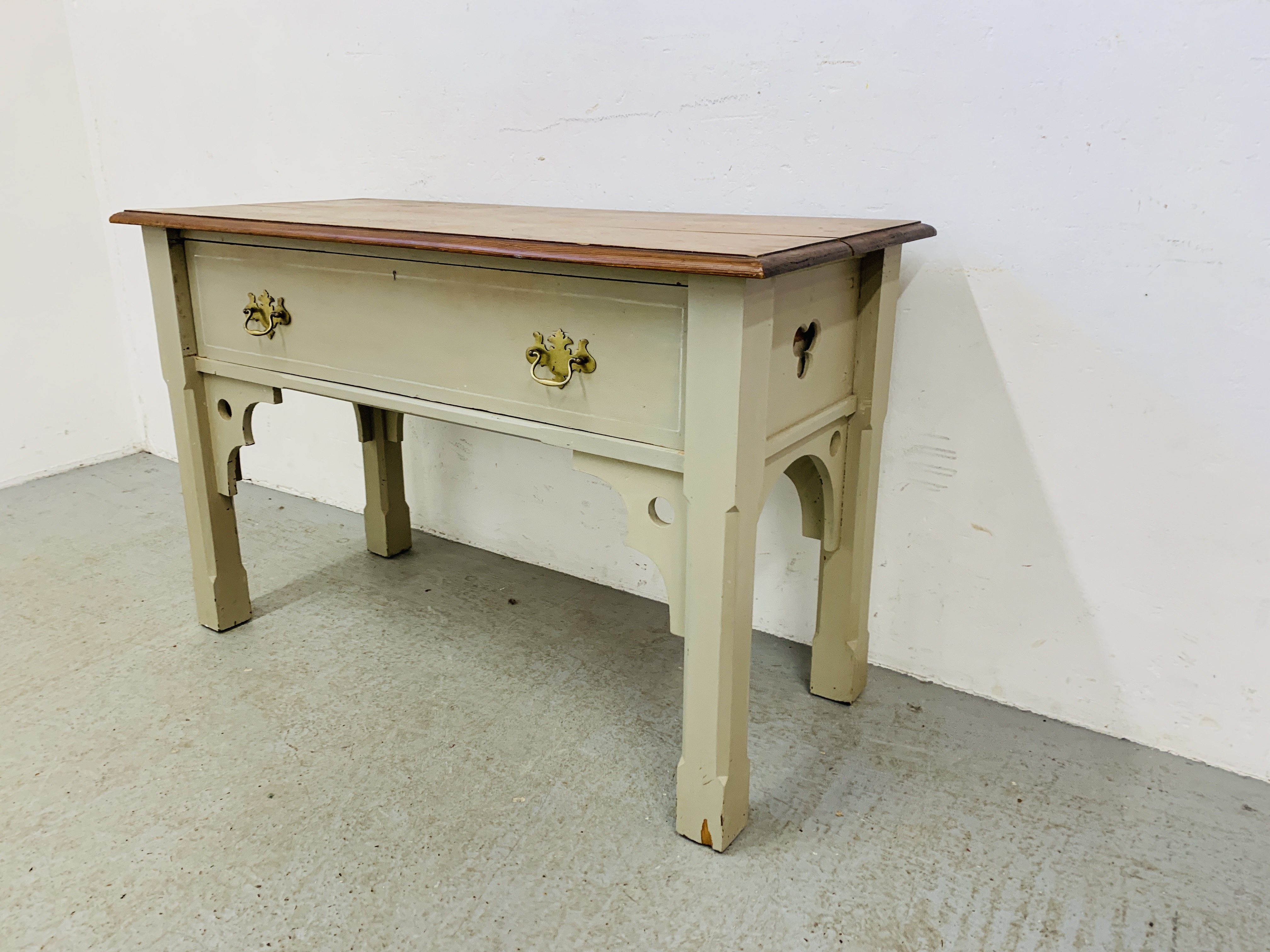 SOLID PINE SINGLE DRAWER SIDE TABLE WITH PITCH PINE TOP AND PAINTED BASE L 122CM, D 56CM, - Image 2 of 8