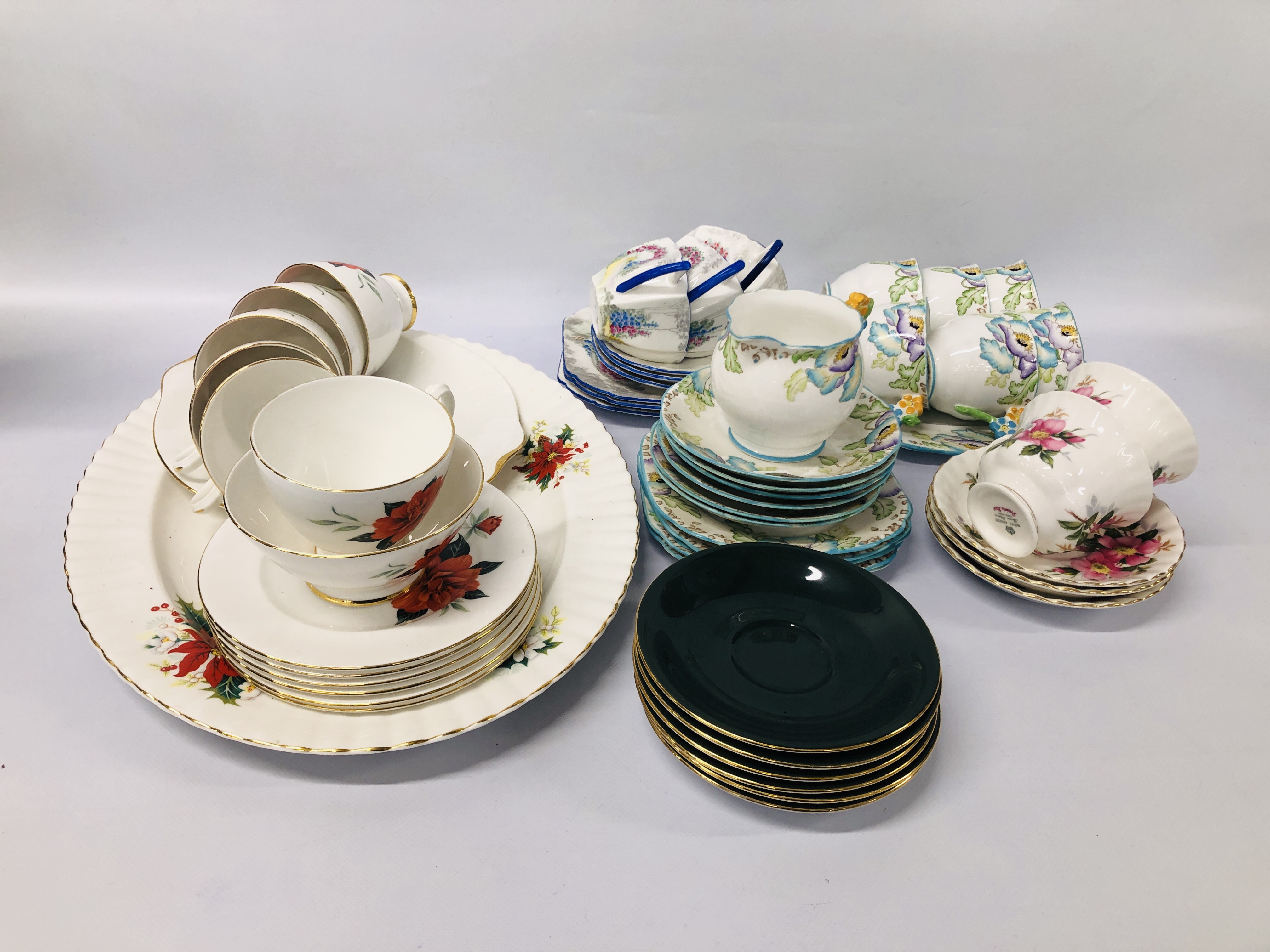 ROYAL ALBERT "POPPYLAND" 19 PIECE TEA WARE, ROYAL ALBERT PRAIRIE ROSE 3 SAUCERS, 2 CUPS,