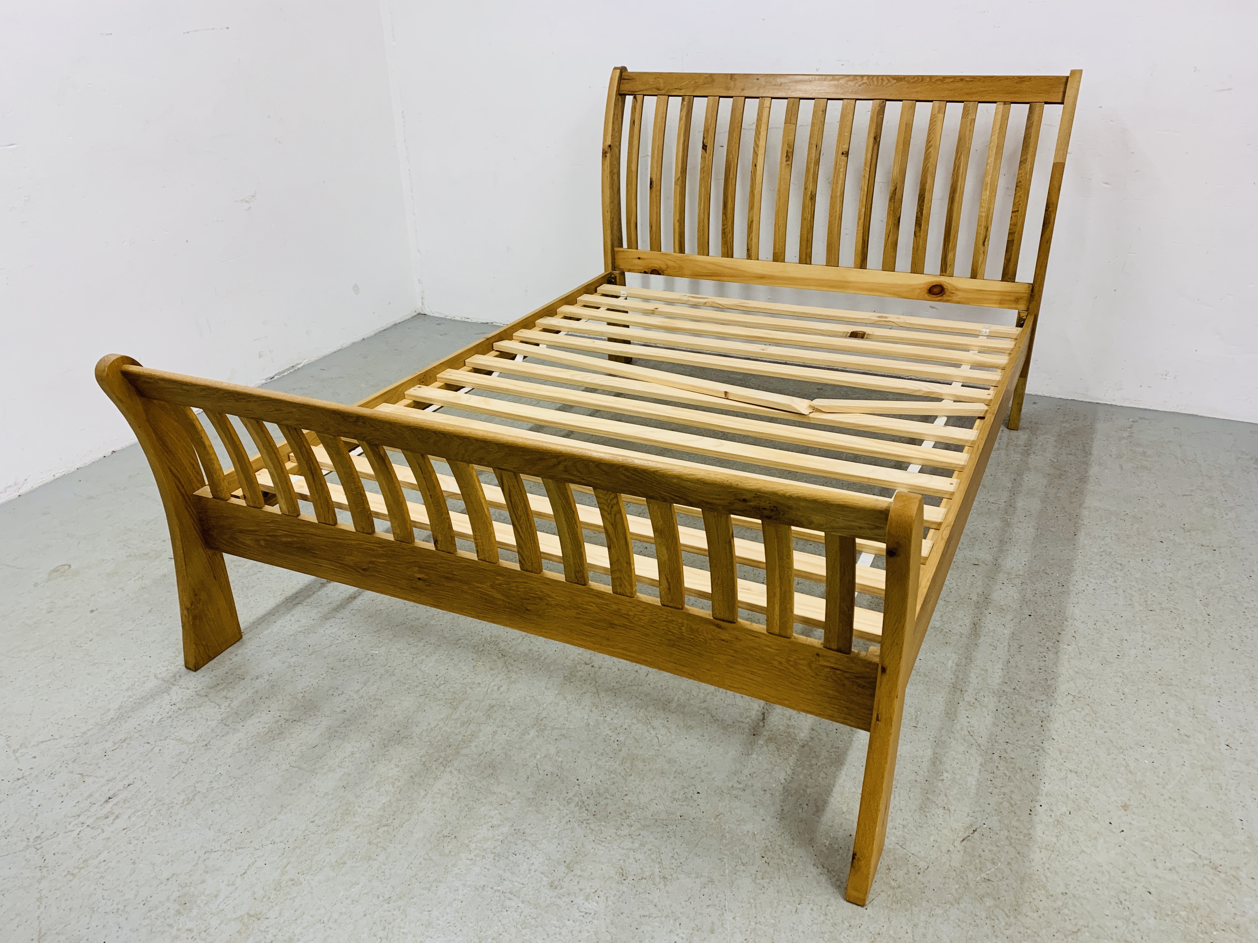 MODERN LIGHT OAK FINISH KING SIZE BED FRAME WITH "THE SHIRE BED CO.