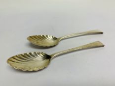 A PAIR OF BRIGHT-CUT AND SHELL SILVER SERVING SPOONS, R CROSSELEY,