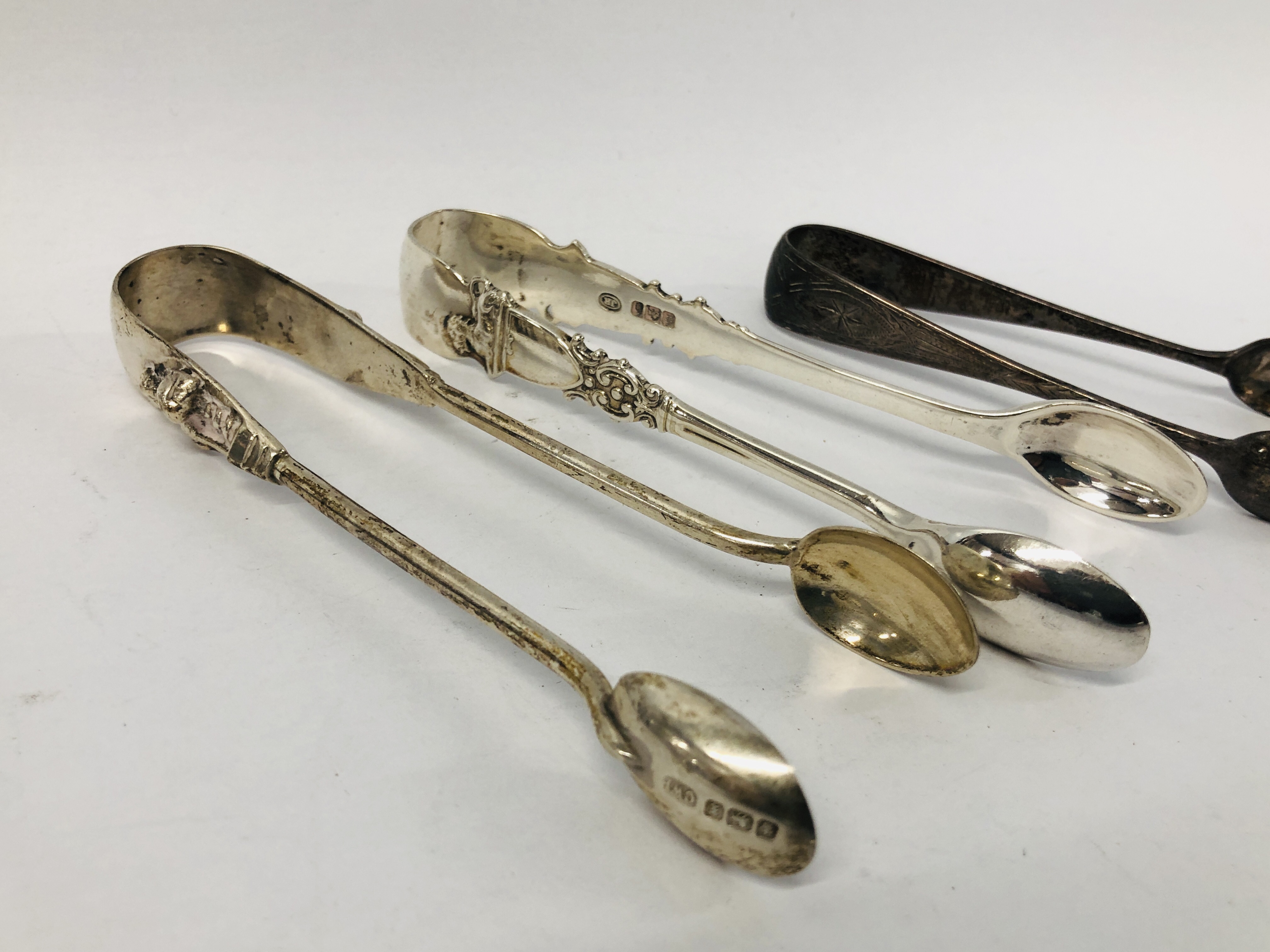 FOUR VARIOUS PAIRS OF SILVER SUGAR NIPS, FIVE SILVER SALT SPOONS, - Image 6 of 8
