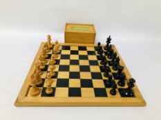JACQUES CHESS SET AND BOARD