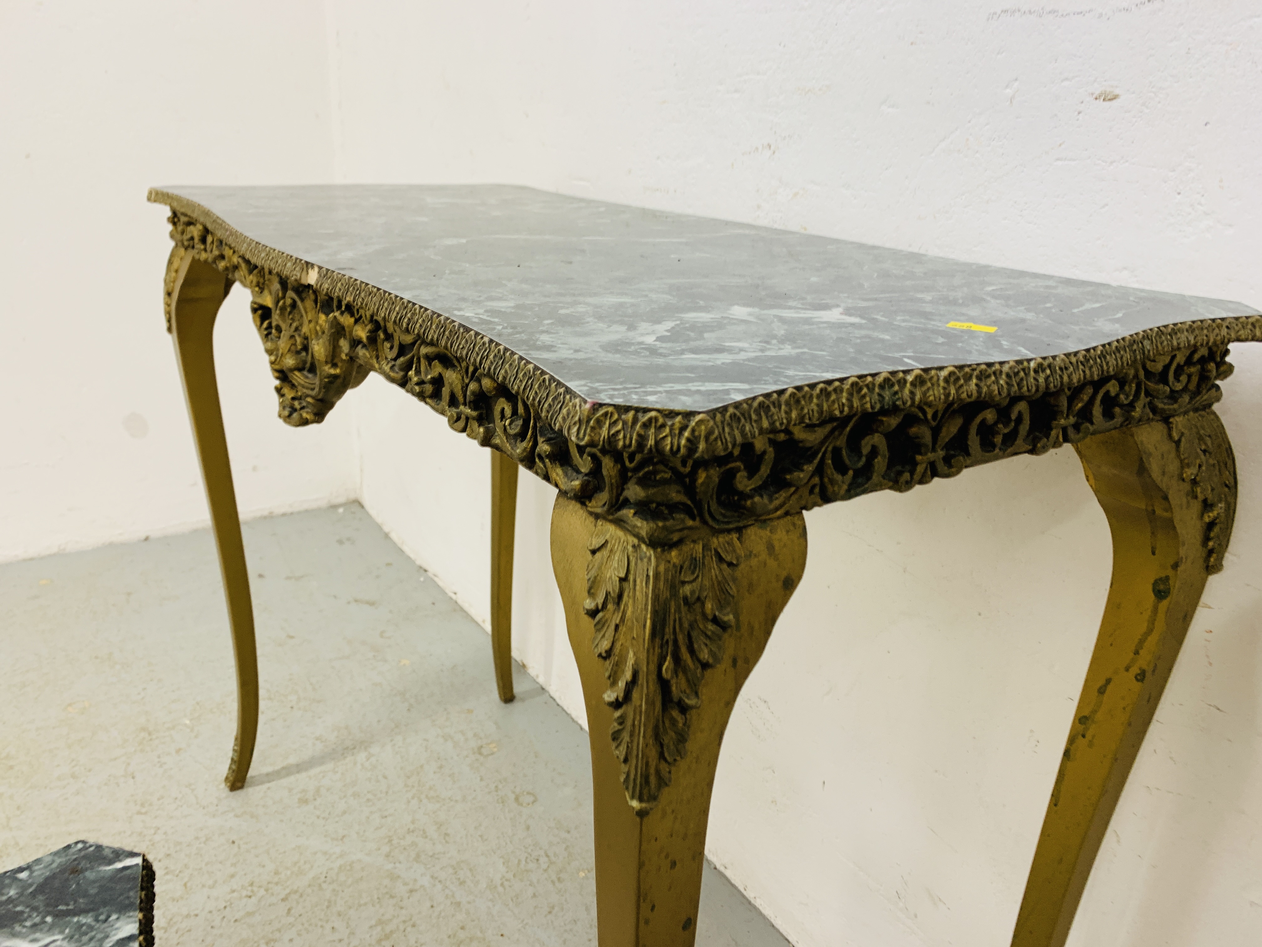 THREE ORNATE MOCK MARBLE EFFECT TOP OCCASIONAL TABLES A/F - Image 4 of 7