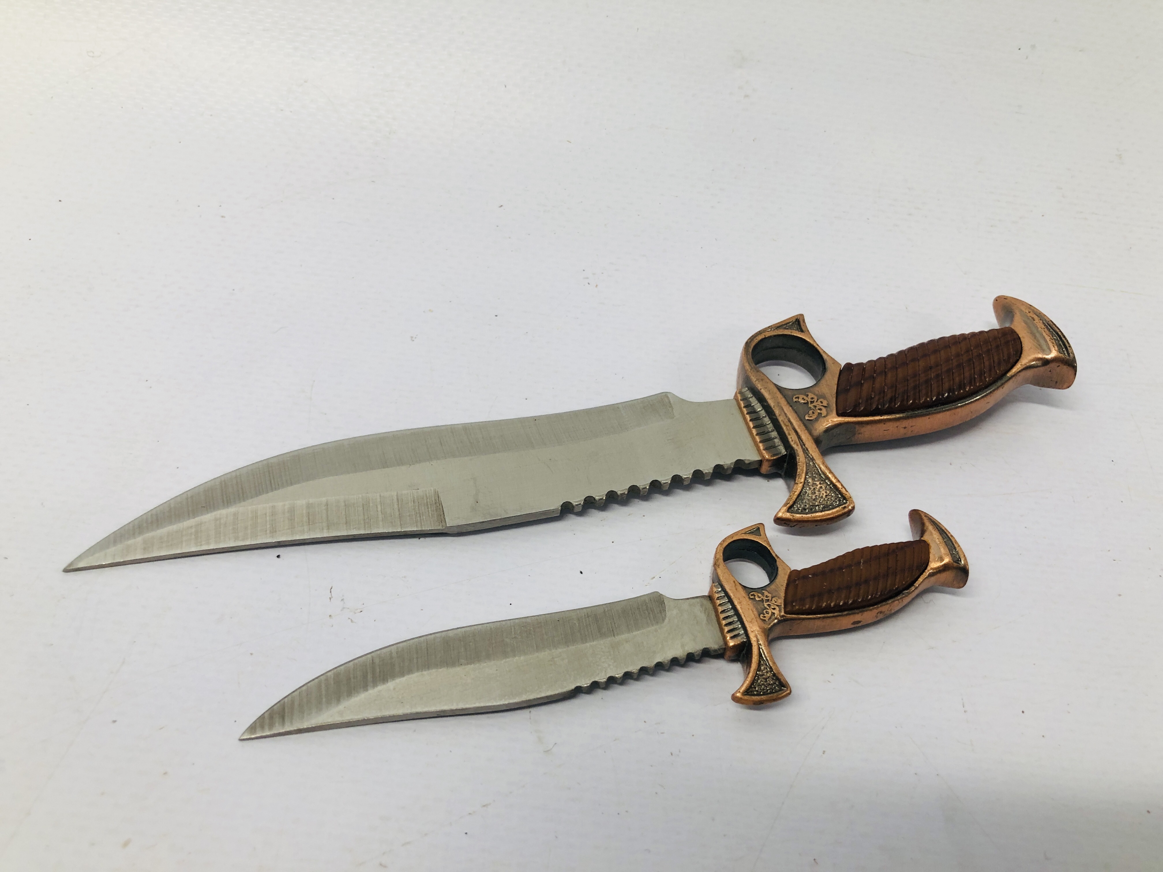TRAMONTINA KNIFE IN SHEAF + 4 SMALL POCKET KNIVES AND MINIATURES IN SHEAF - CONDITION OF SALE, - Image 14 of 15
