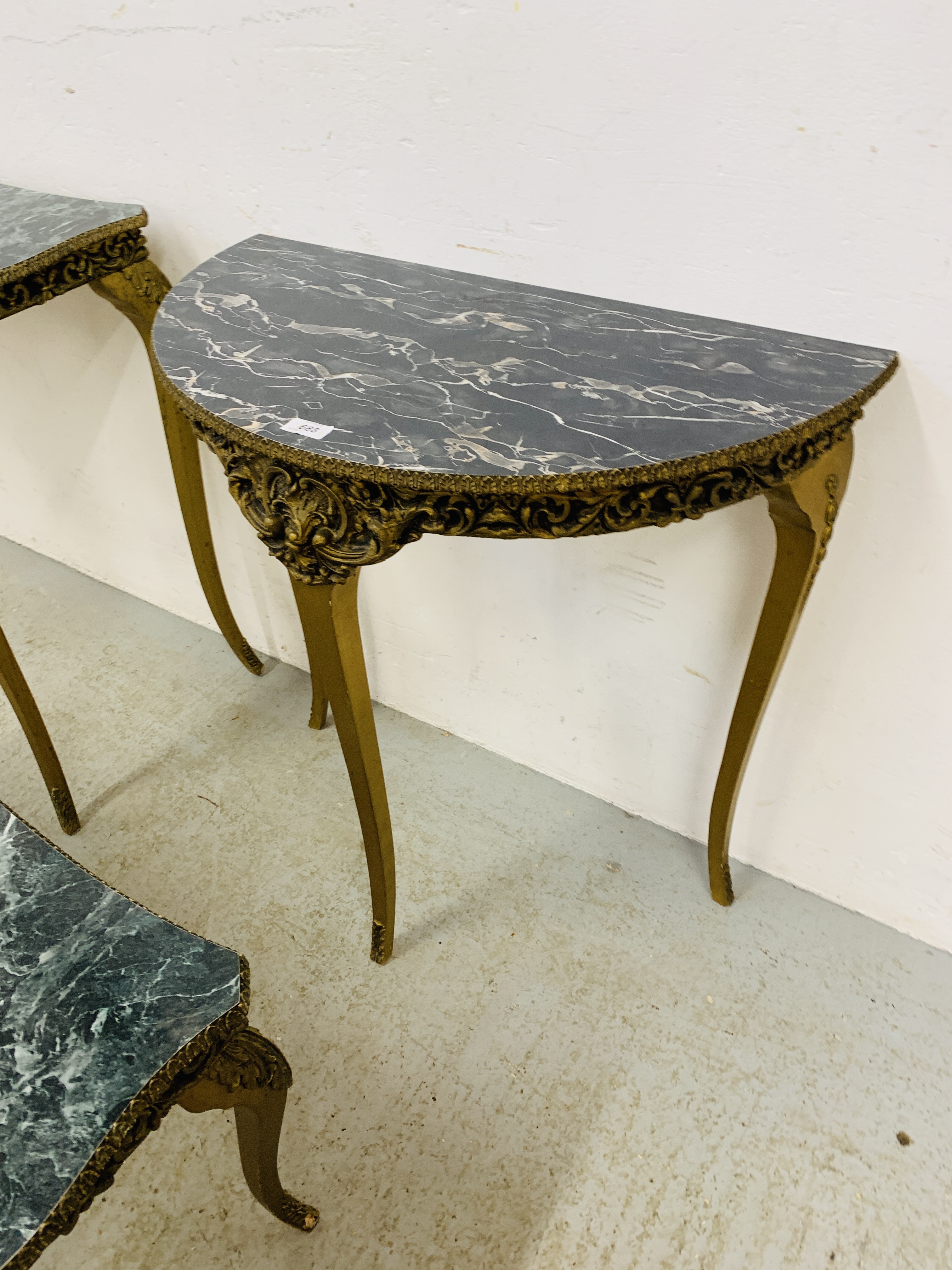 THREE ORNATE MOCK MARBLE EFFECT TOP OCCASIONAL TABLES A/F - Image 6 of 7