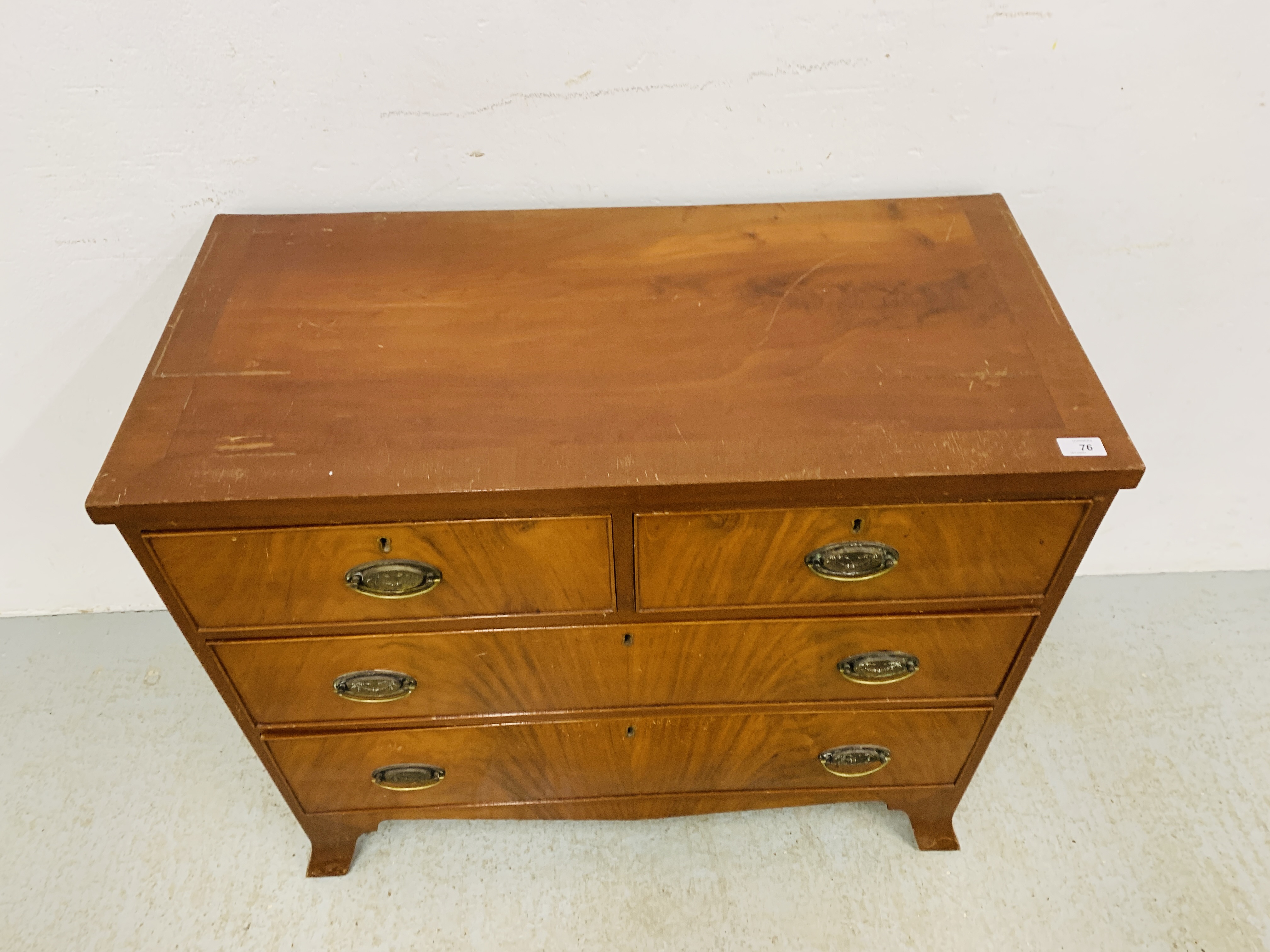 AN EARLY C19TH EDWARDIAN TWO OVER TWO DRAWER CHEST WITH BRASS HANDLES - W 91CM. D 44CM. H 80CM. - Image 2 of 8