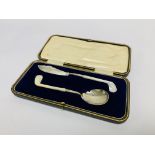 OF GOLFING INTEREST: A SILVER PLATED BUTTER KNIFE AND JAM SPOON IN THE FORM OF GOLF CLUBS