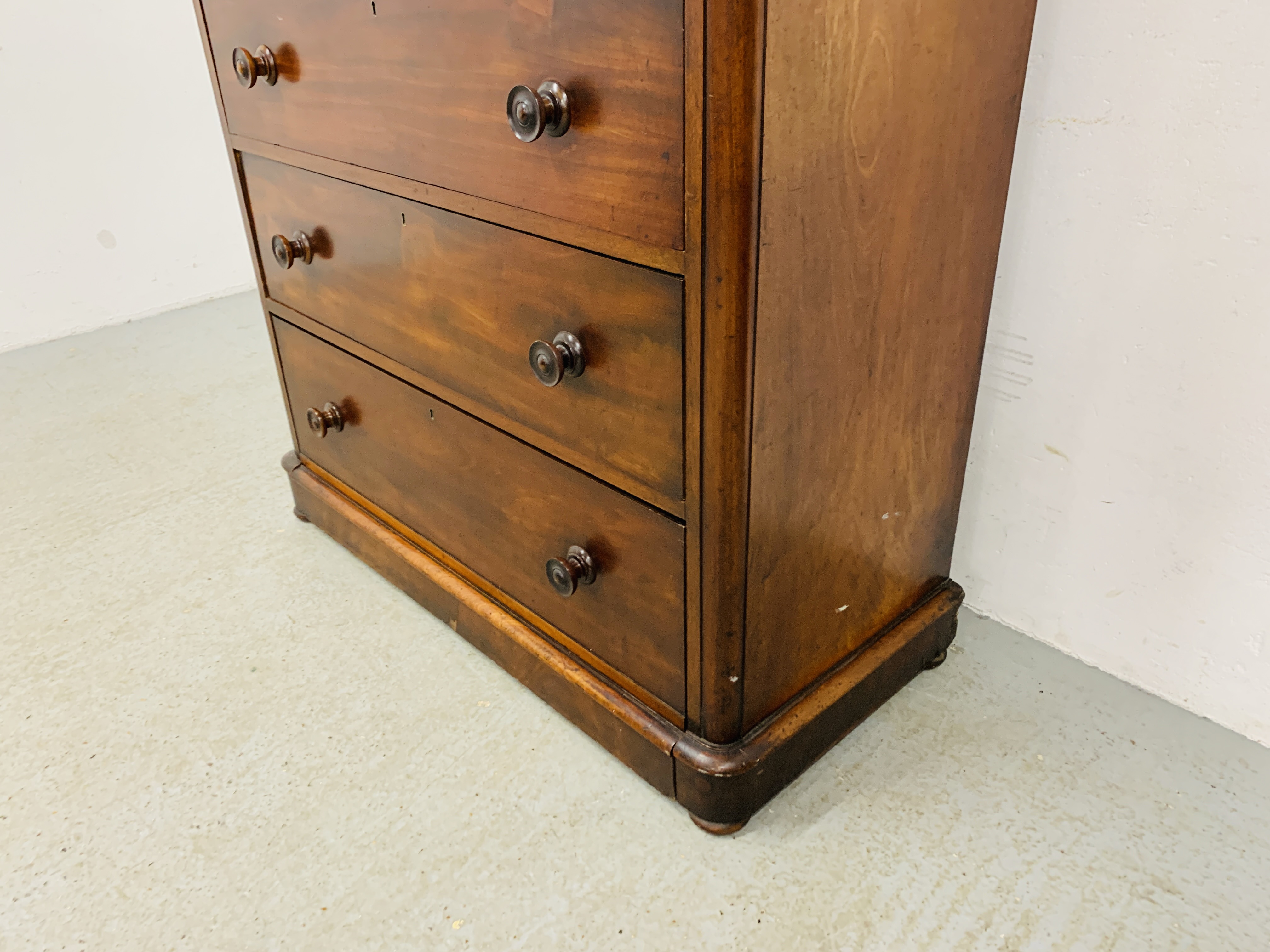 VICTORIAN MAHOGANY TWO OVER THREE DRAWER CHEST WITH TURNED HANDLES - W 106CM. D 50CM. H 112CM. - Image 4 of 10