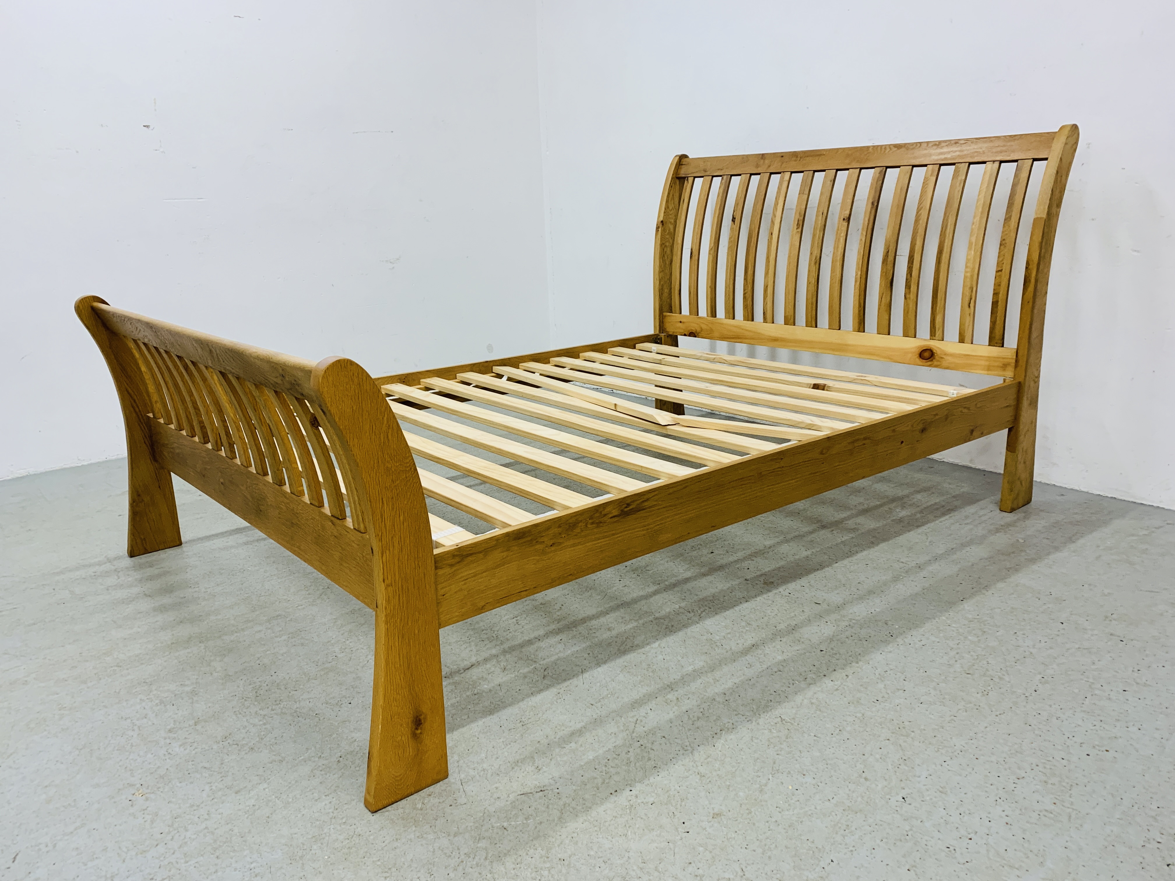 MODERN LIGHT OAK FINISH KING SIZE BED FRAME WITH "THE SHIRE BED CO. - Image 3 of 12