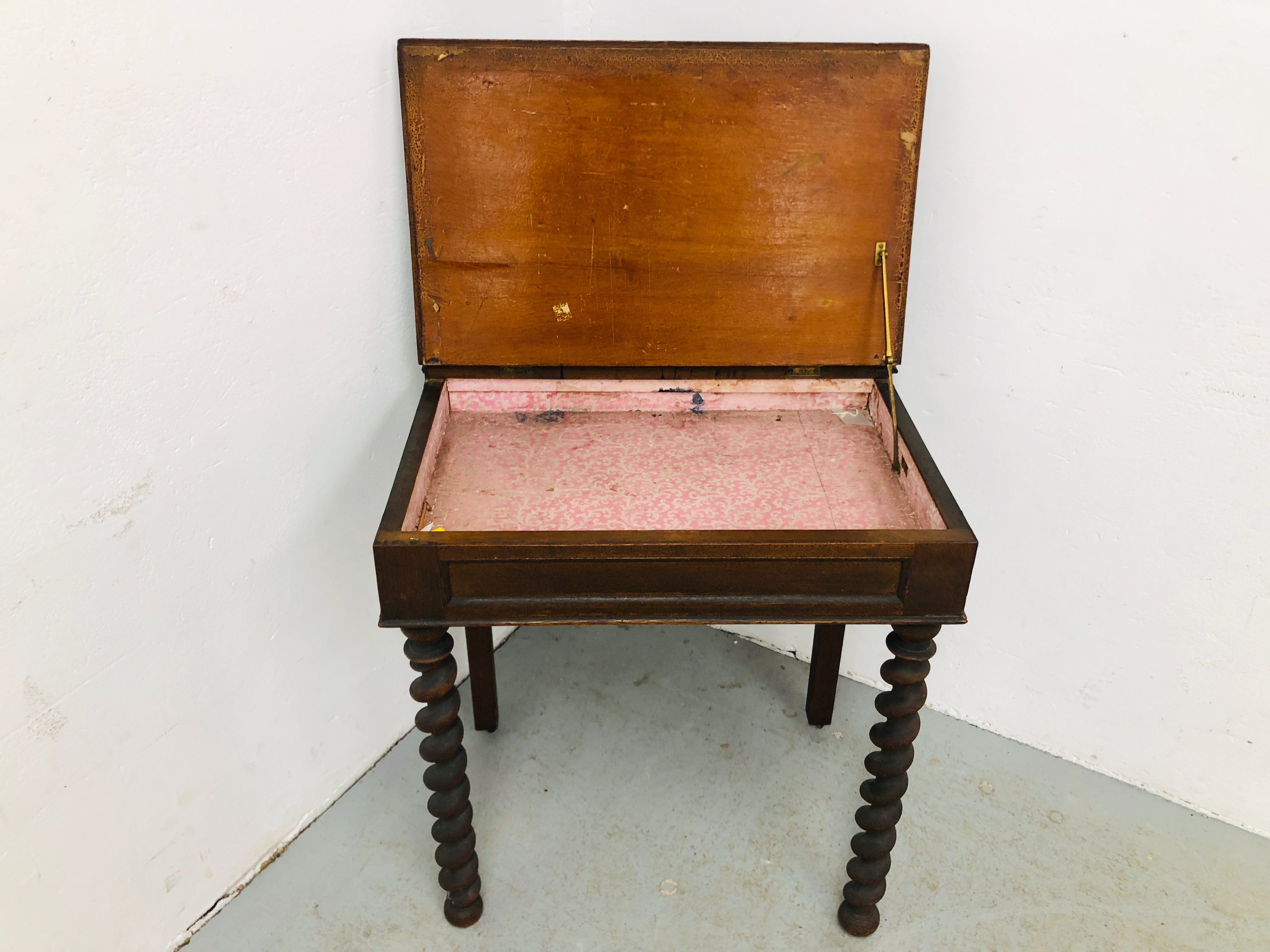 A VICTORIAN WRITING TABLE STANDING ON BARLEY TWIST LEGS, - Image 7 of 8