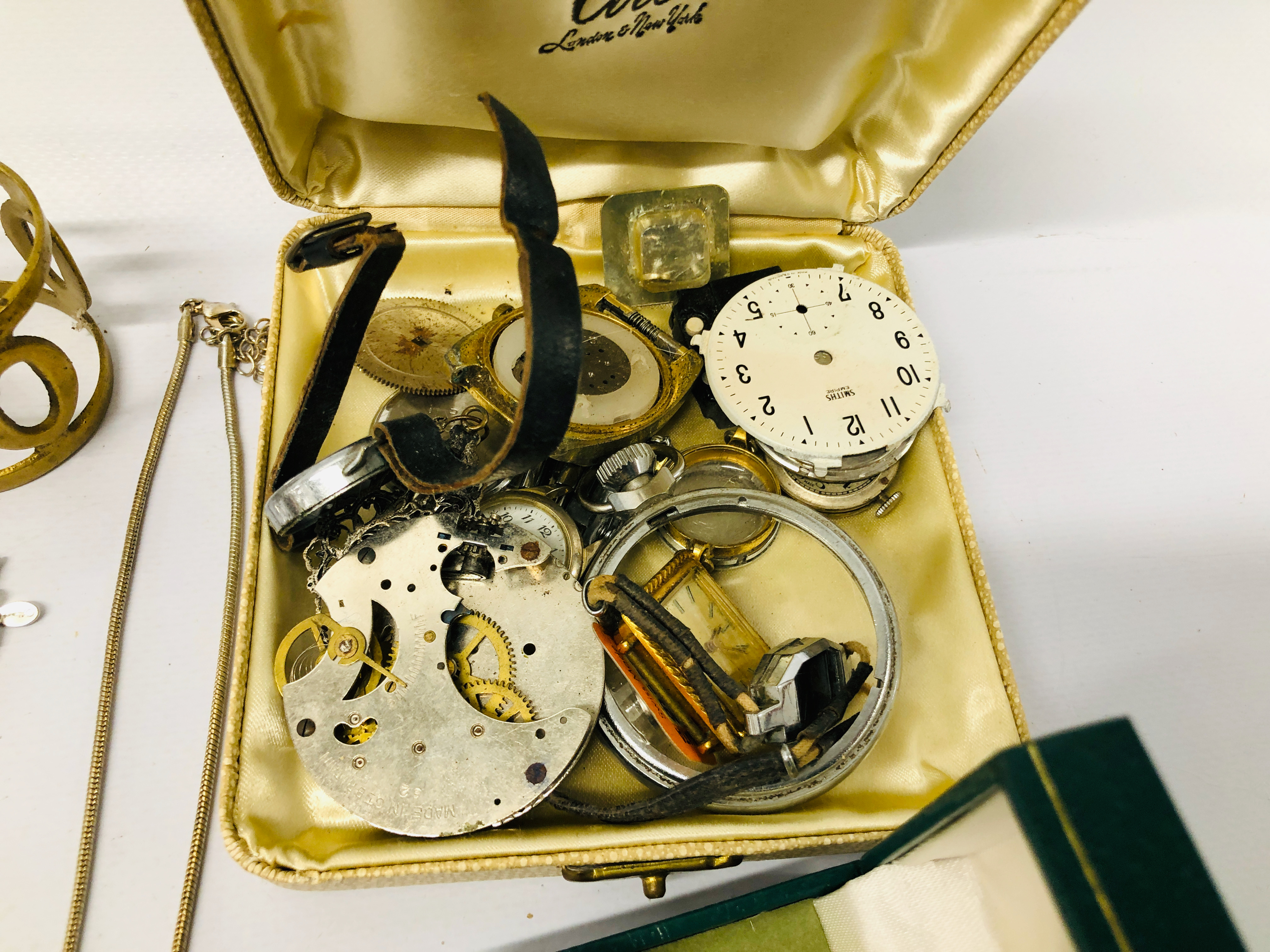 BOX OF MIXED JEWELLERY WATCHES CONTAINING DESIGNER AND SOLAR PANEL - Image 7 of 9