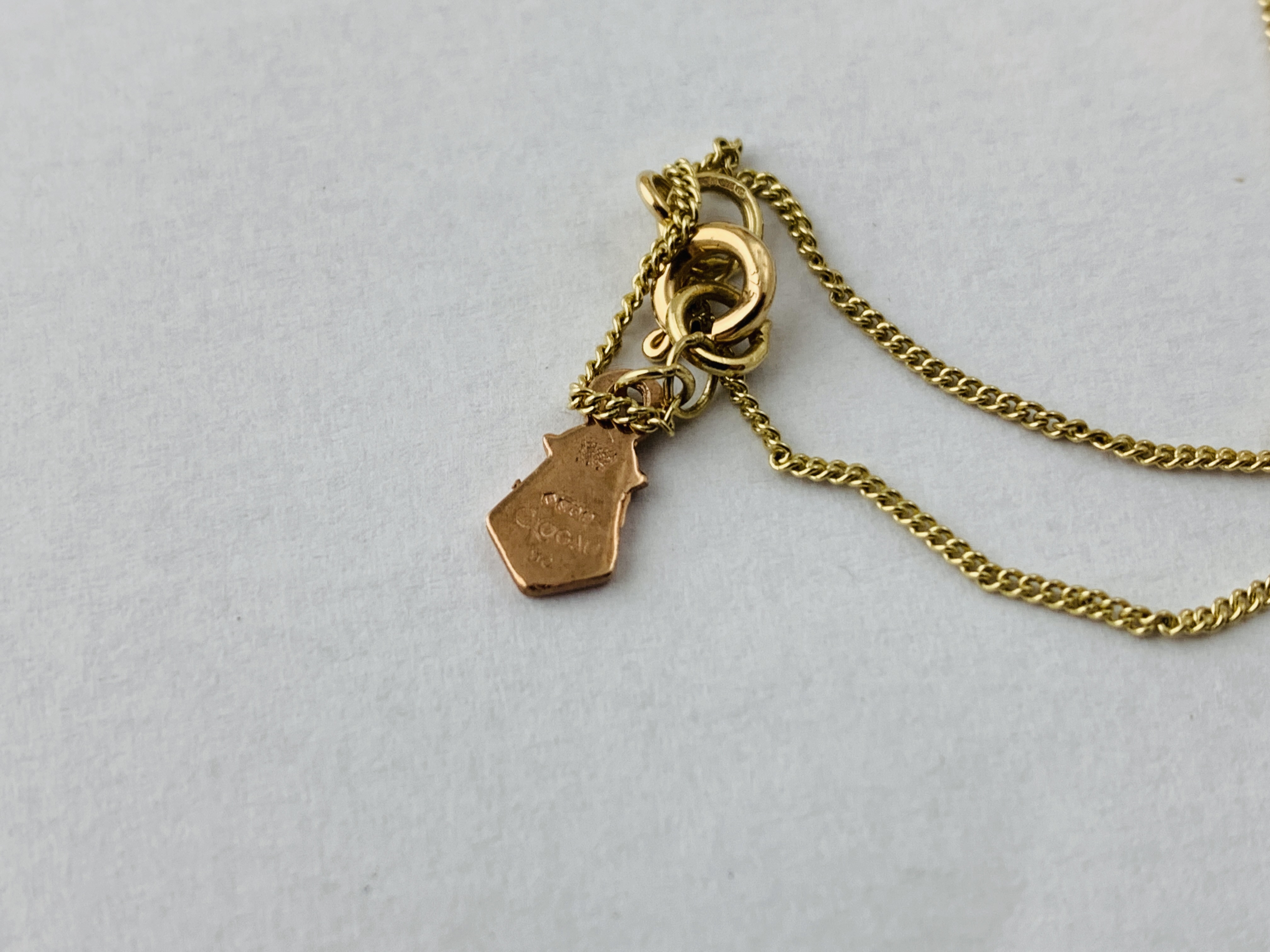 3 X 9CT GOLD PENDANT NECKLACES - Image 6 of 8