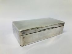 VINTAGE SILVER BOX BEARING MAKING INITIALS "R.P.